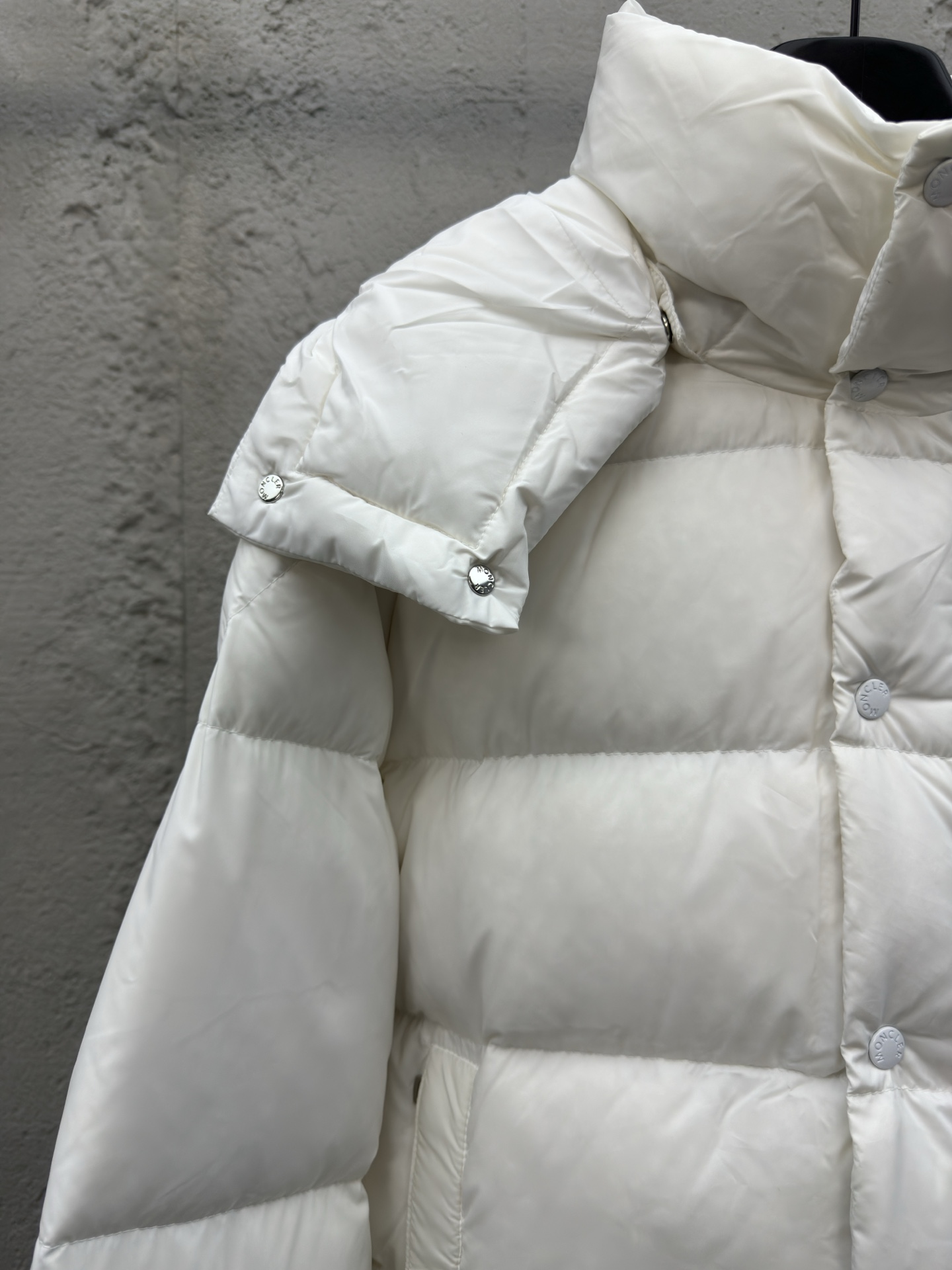 Moncler Haute Couture Haute Couture Designer Cap Hat Ref.43F19B17 4