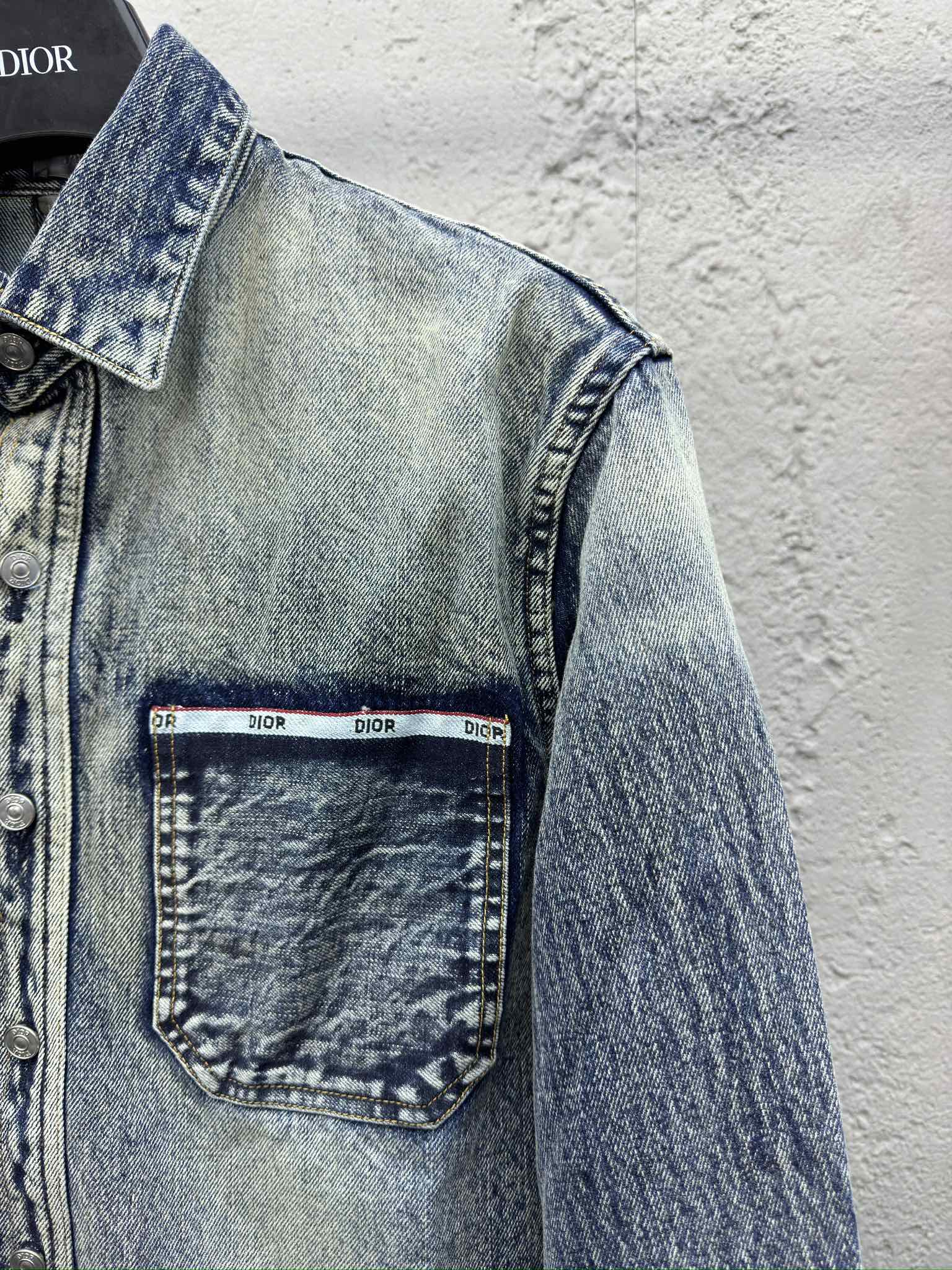 DIOR 水洗做旧牛仔外套 5