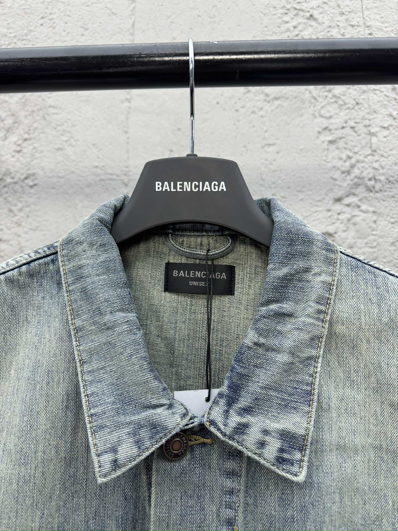 Balenciaga 手绘涂鸦牛仔外套 3
