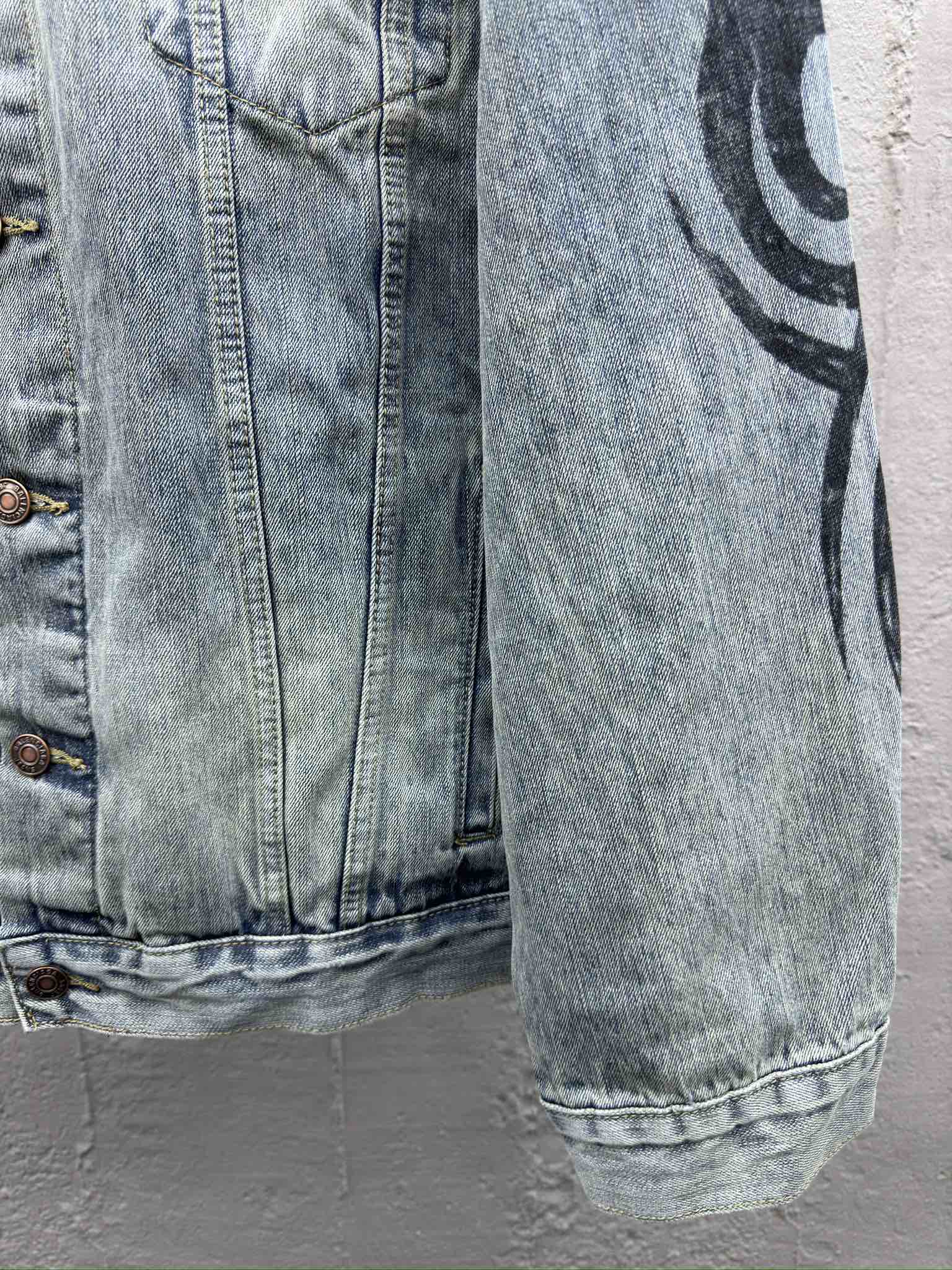 Balenciaga 手绘涂鸦牛仔外套 7