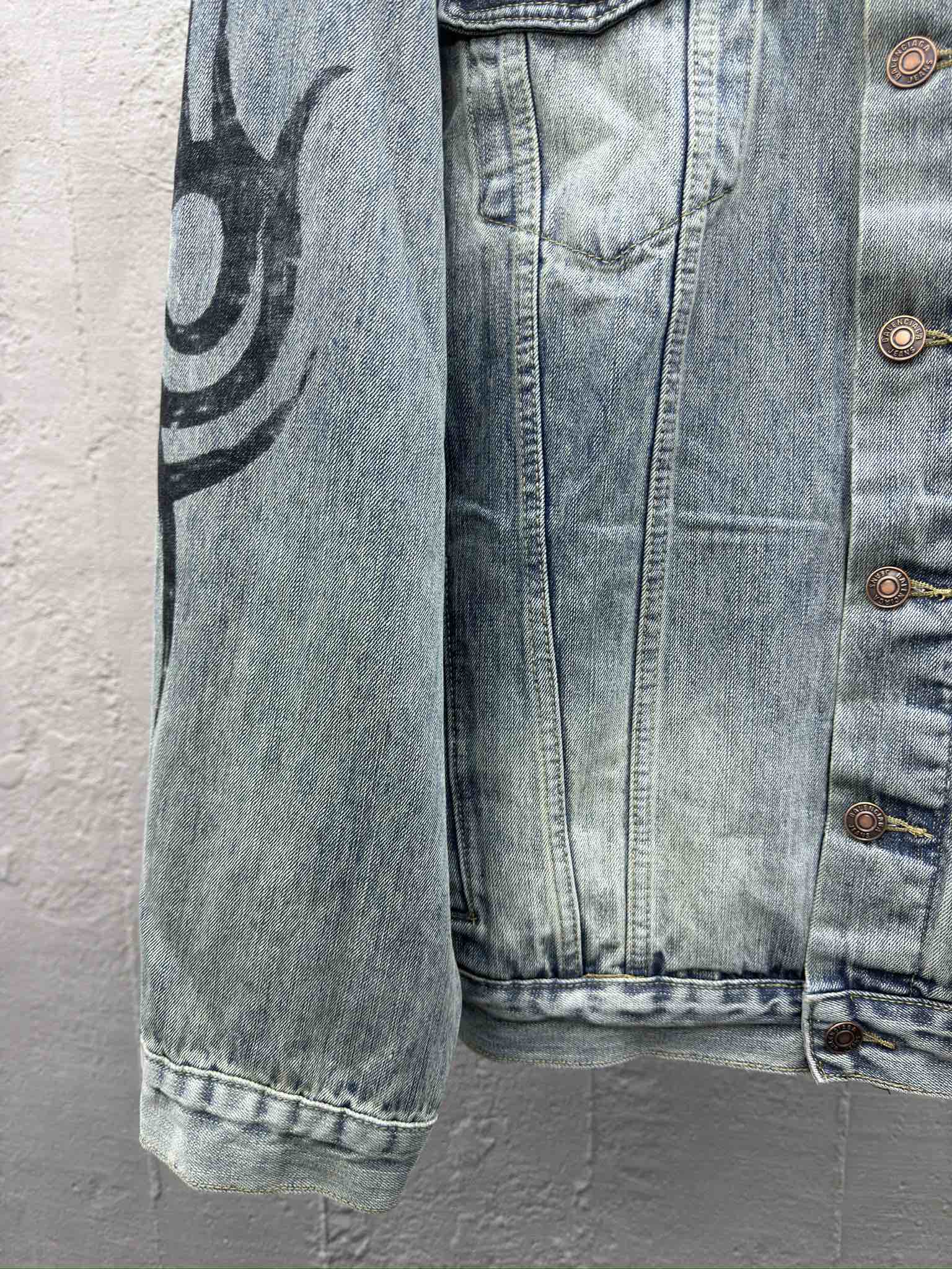 Balenciaga 手绘涂鸦牛仔外套 6
