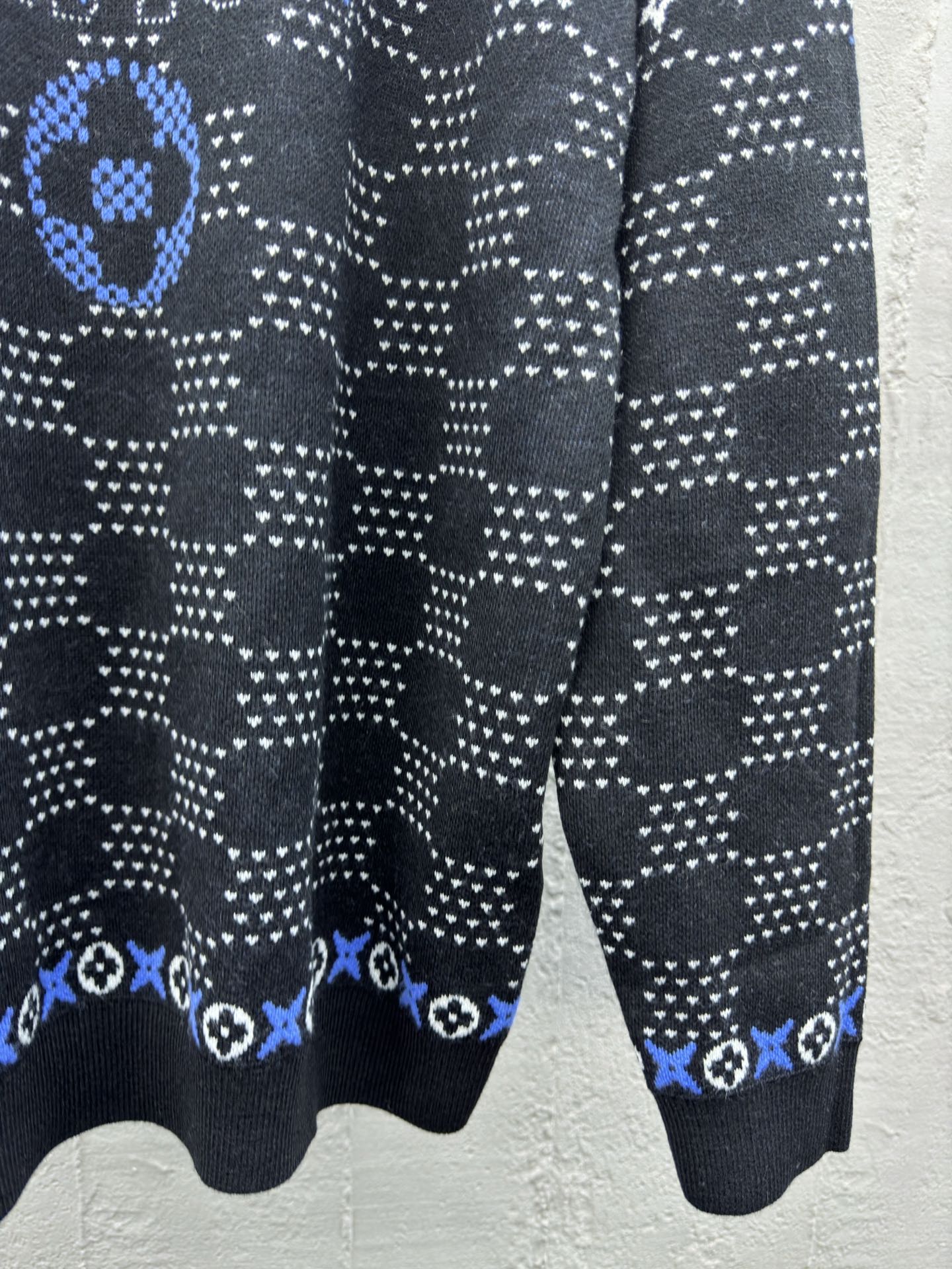 LOUIS VUITTON 滑雪系列提花针织毛衣 7
