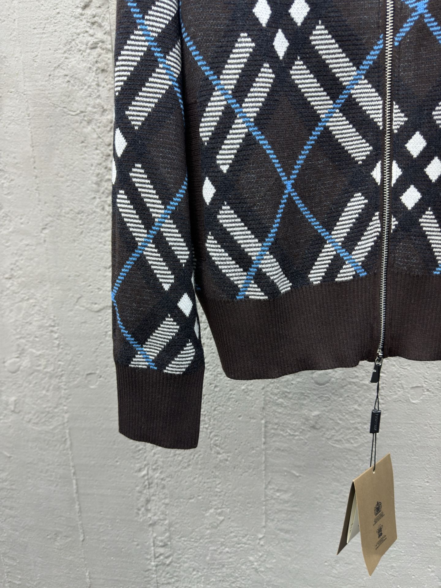 BURBERRY 斜格纹立领羊毛外套 6