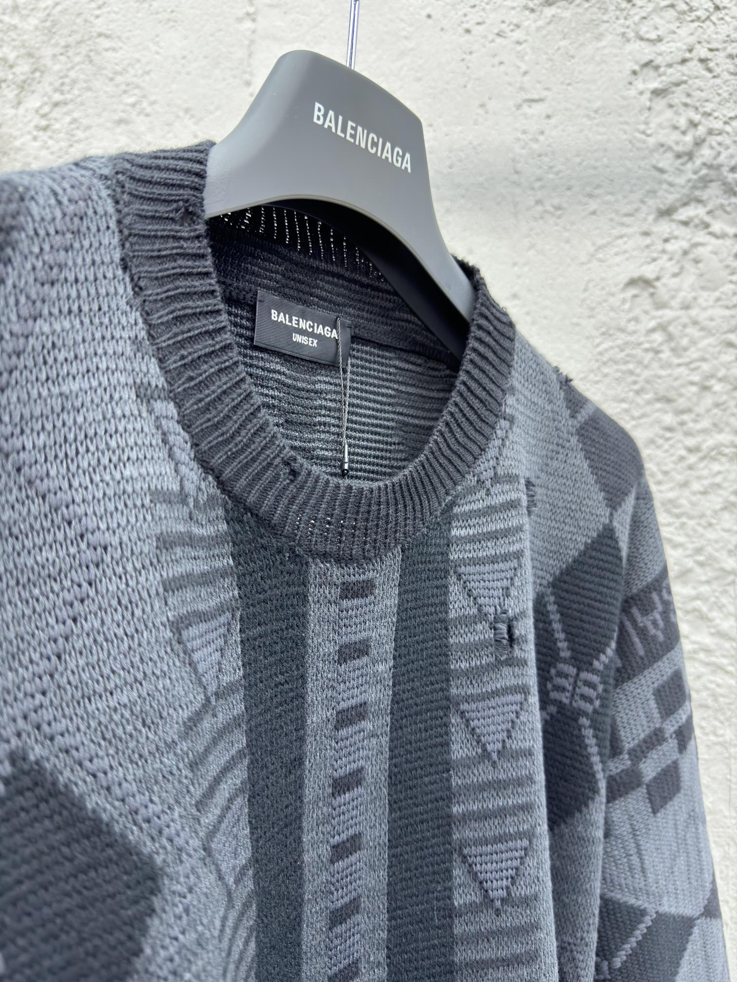 Balenciaga 几何图案毛衣 8