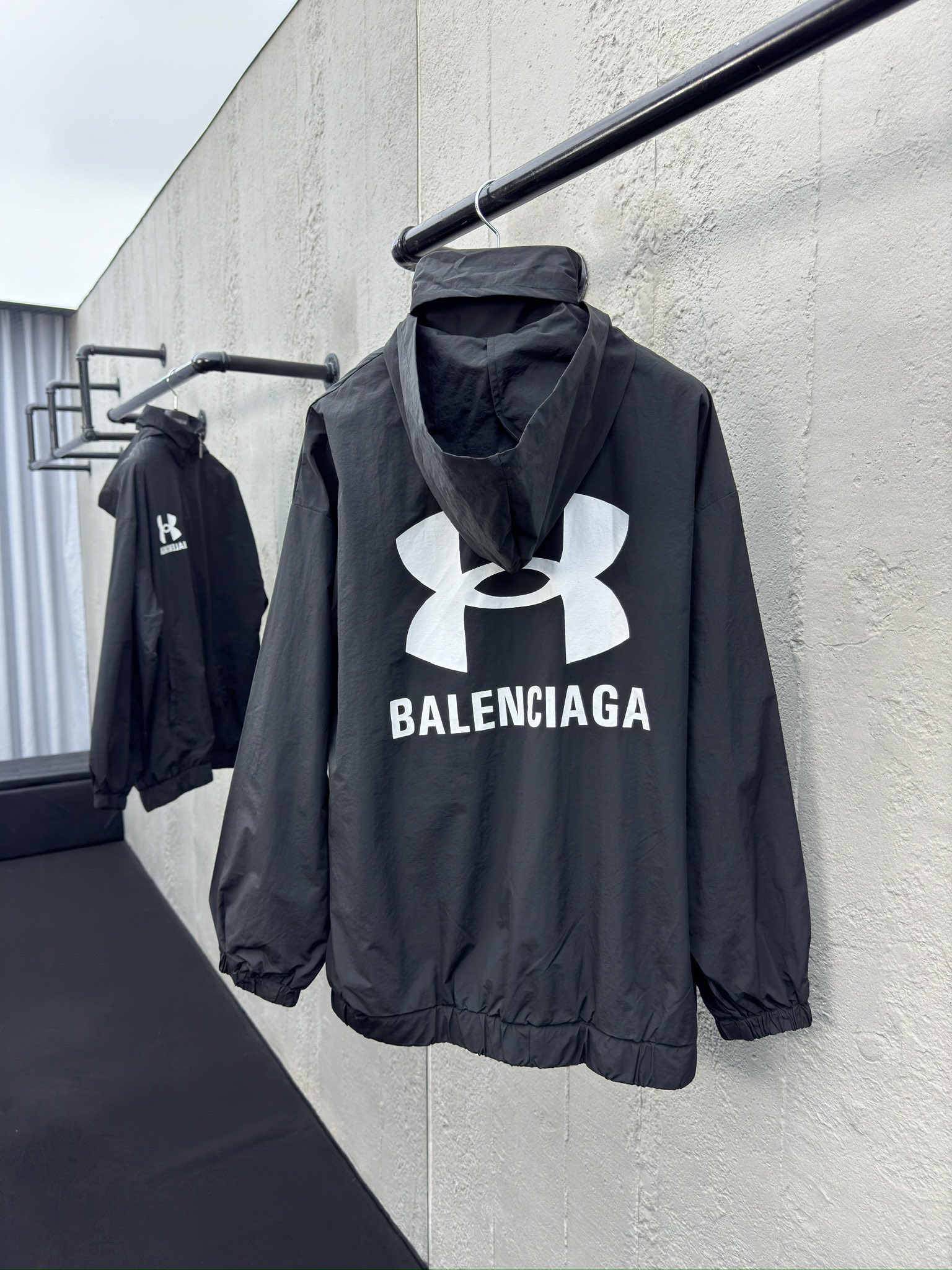 Balenciaga 安德玛印花logo夹克外套 2