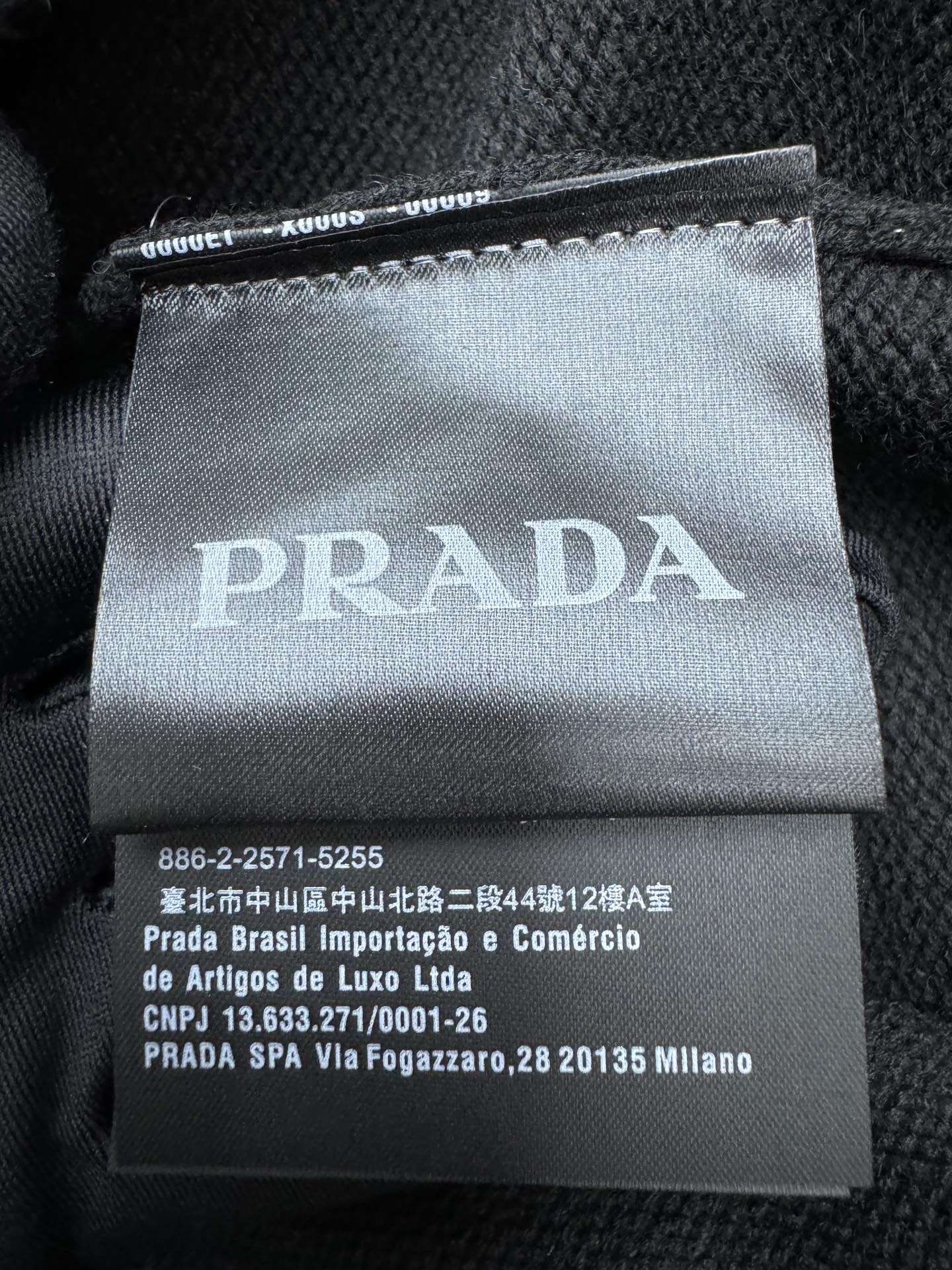 普拉达 Prada 高级成衣风衣外套及大衣服饰 #C24B90A7 9