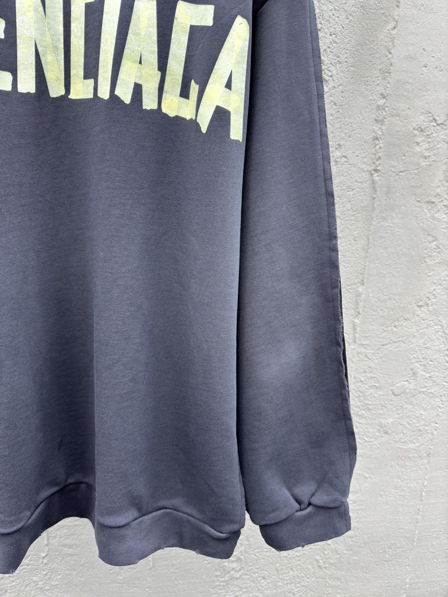 MiniCost Clothes 7