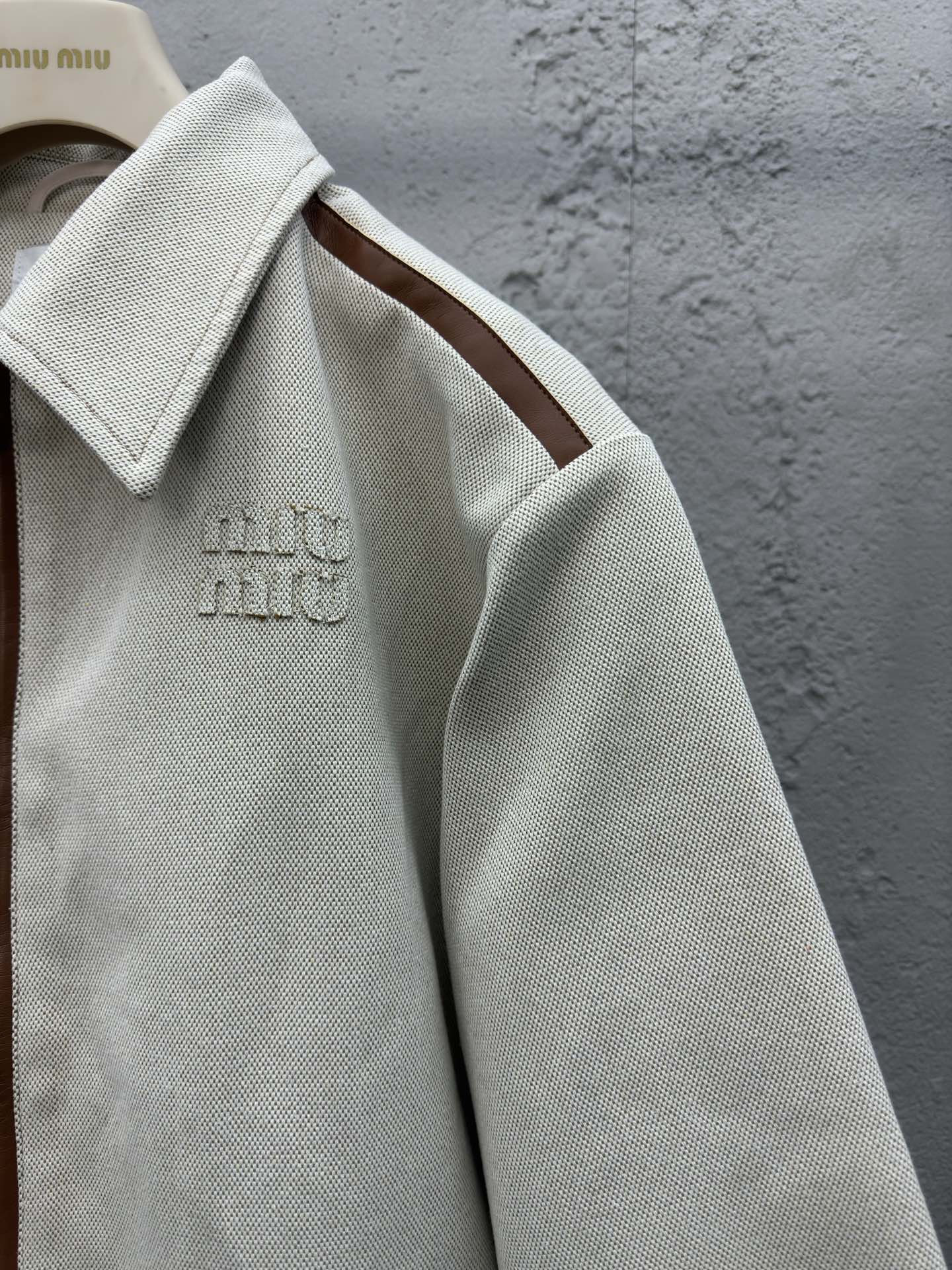 MIUMIU 帆布拼接夹克外套 5