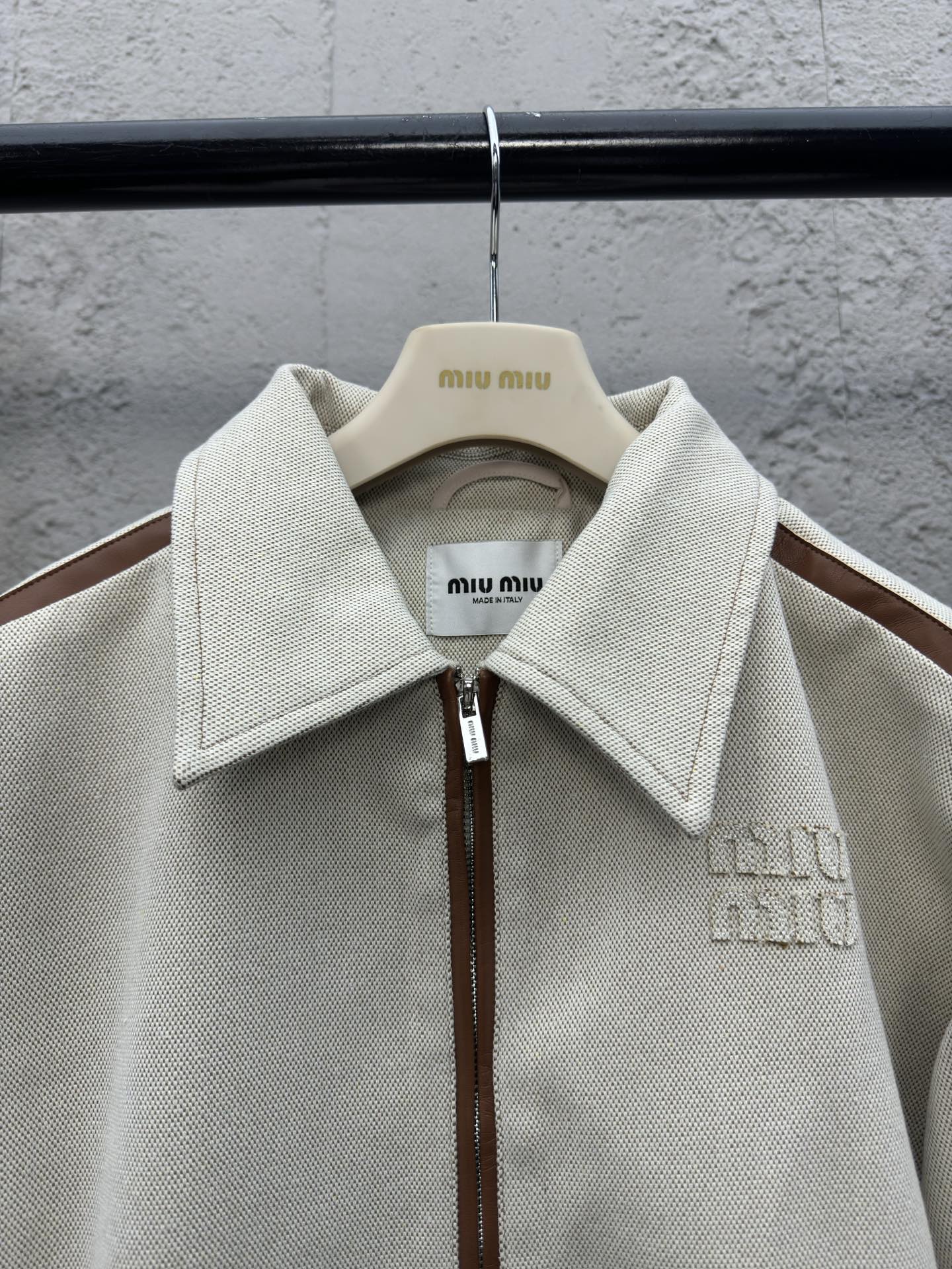 MIUMIU 帆布拼接夹克外套 3