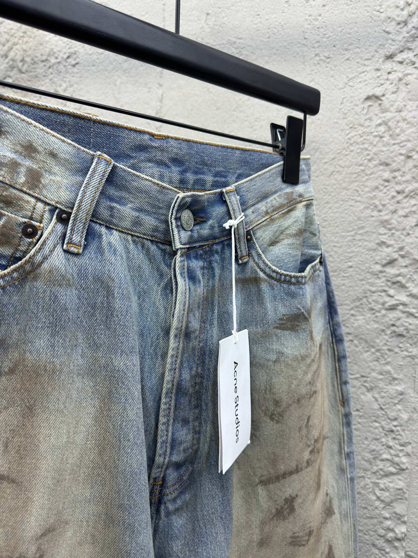 Acne Studios 脏脏做旧牛仔裤 8