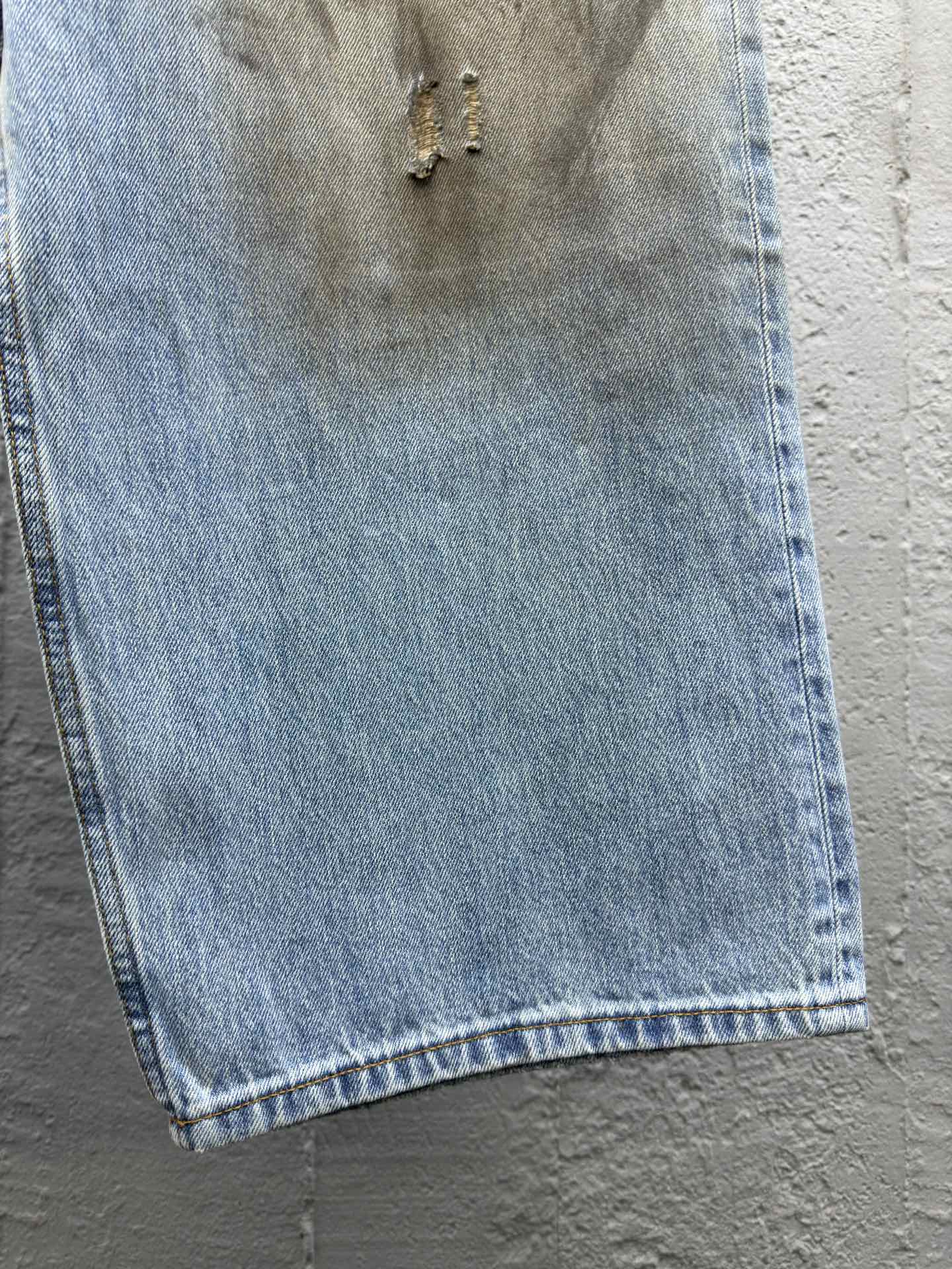 Acne Studios 脏脏做旧牛仔裤 7