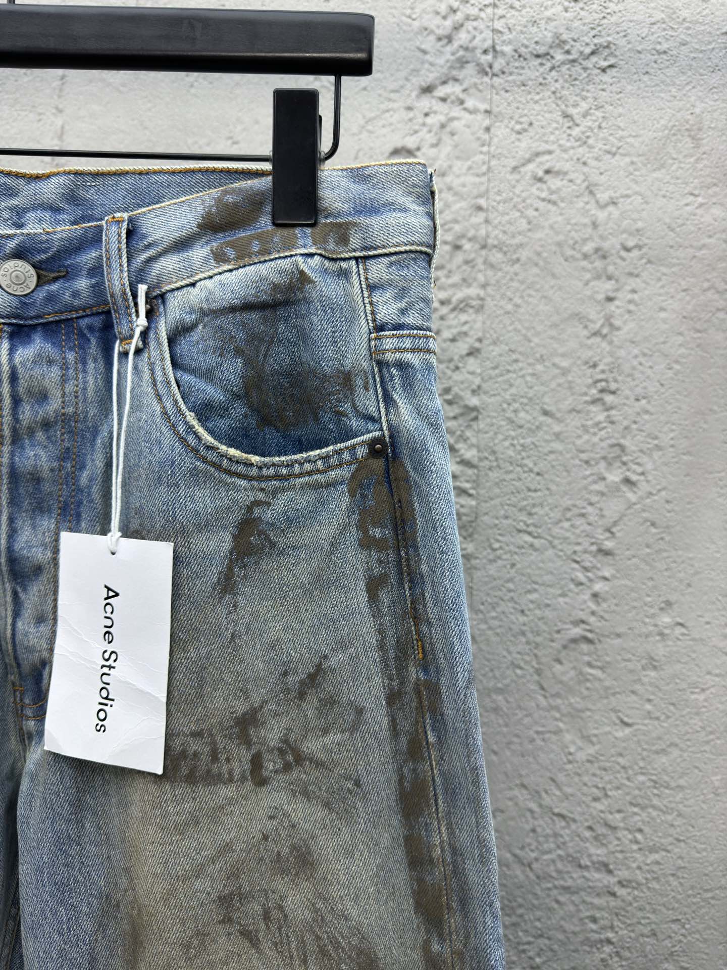Acne Studios 脏脏泼墨破洞牛仔裤 5