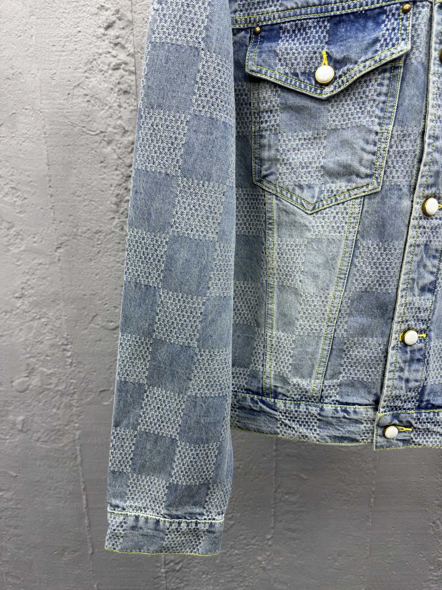 LOUIS VUITTON 3D棋盘格牛仔外套 6