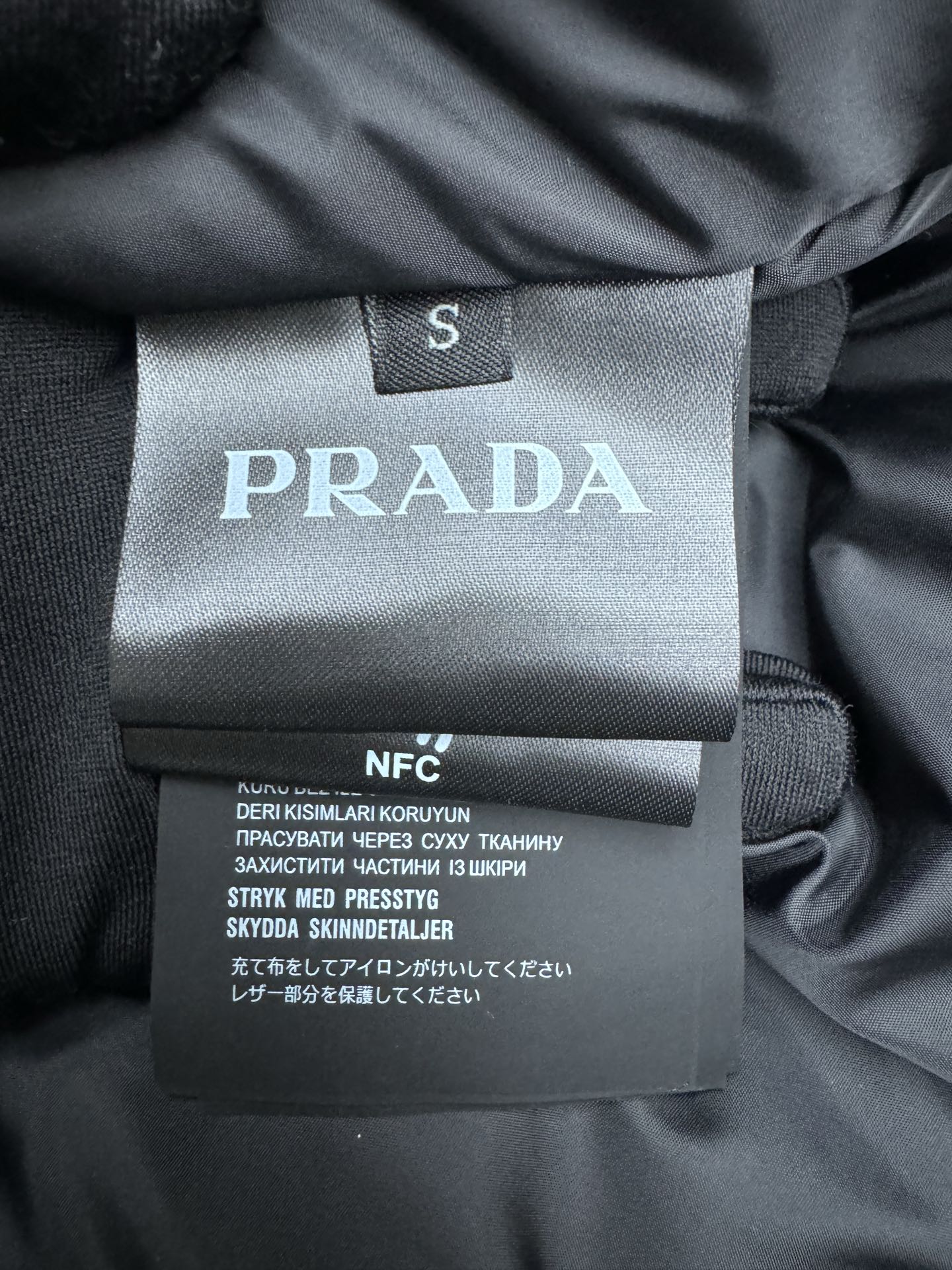 Prada Haute Couture Designer Jacket Coat Ready-to-Wear Ref.3A05C625 9
