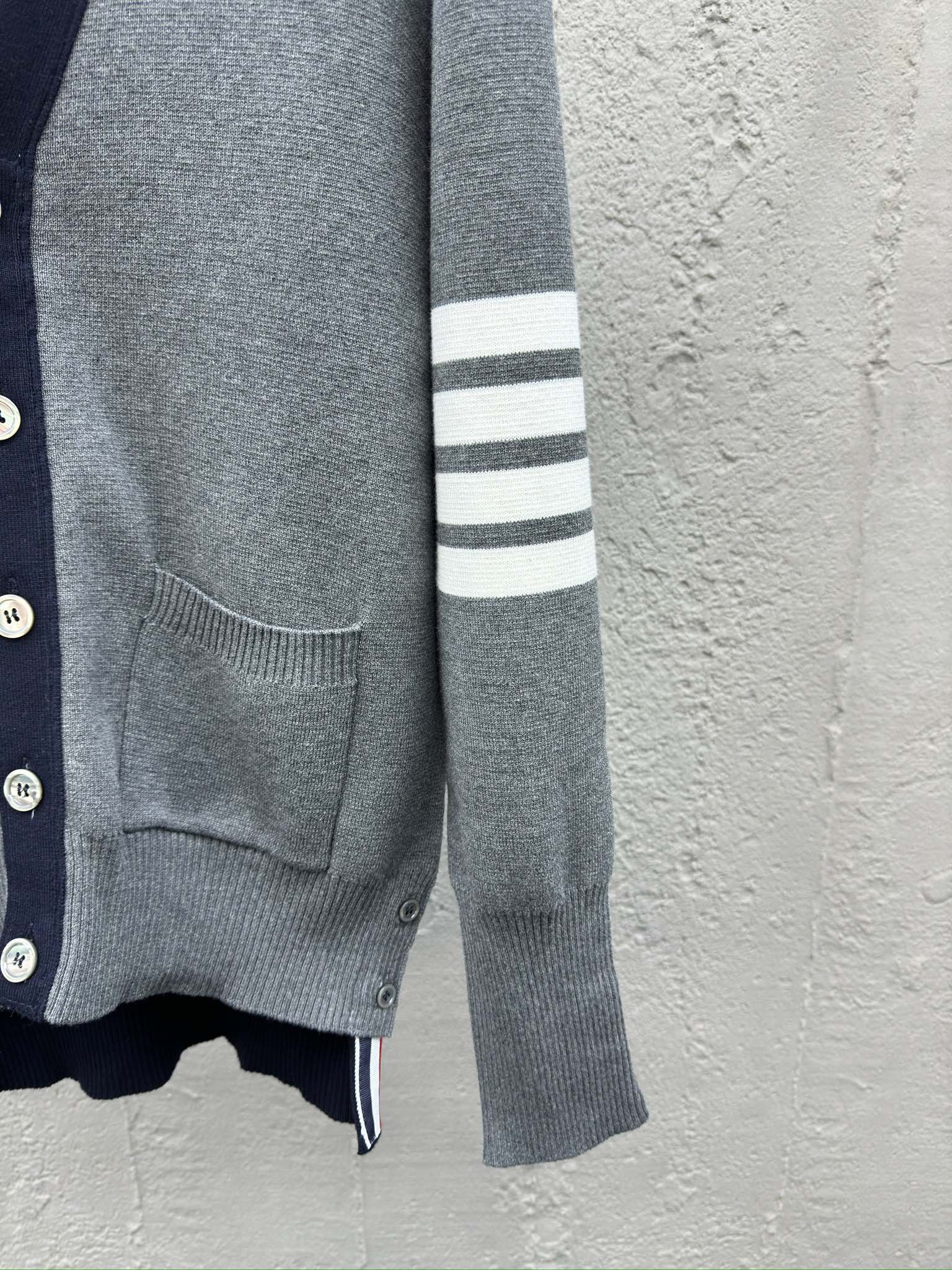 THOM BROWNE 拼接四杠开衫 7
