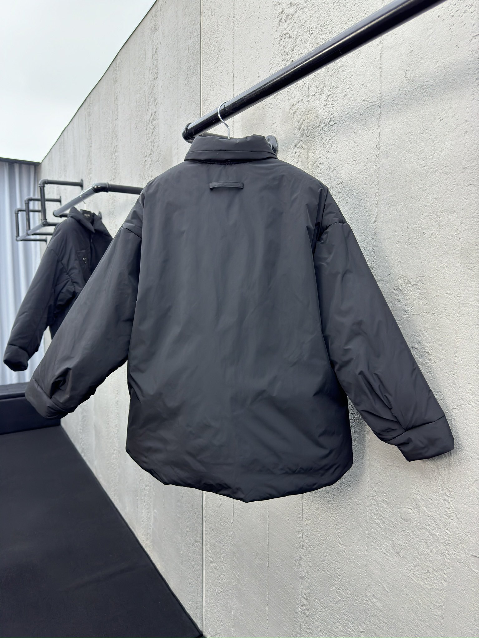 PRADA 三角标口袋棉服外套 2