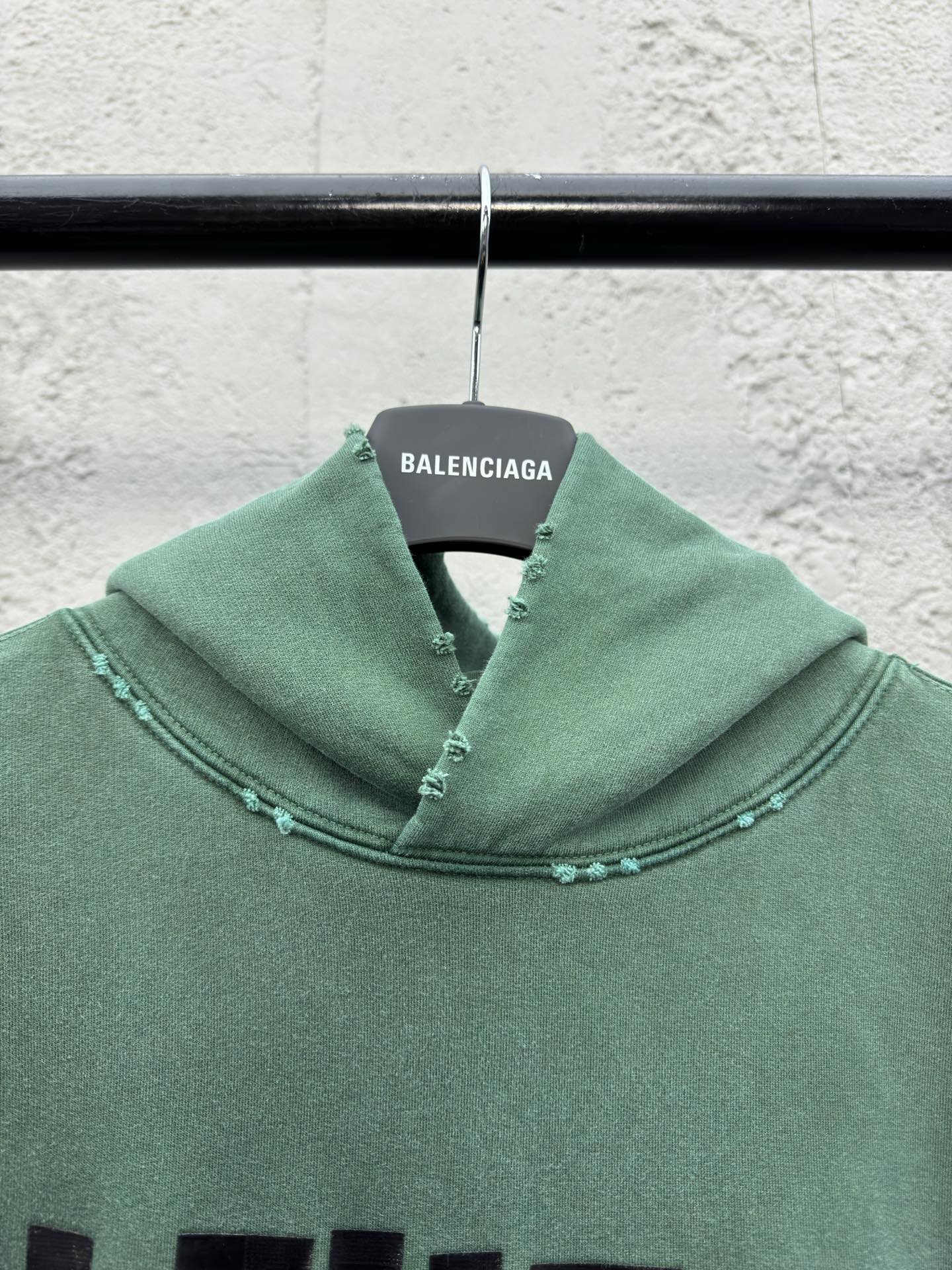 Balenciaga 美纹纸连帽卫衣 3