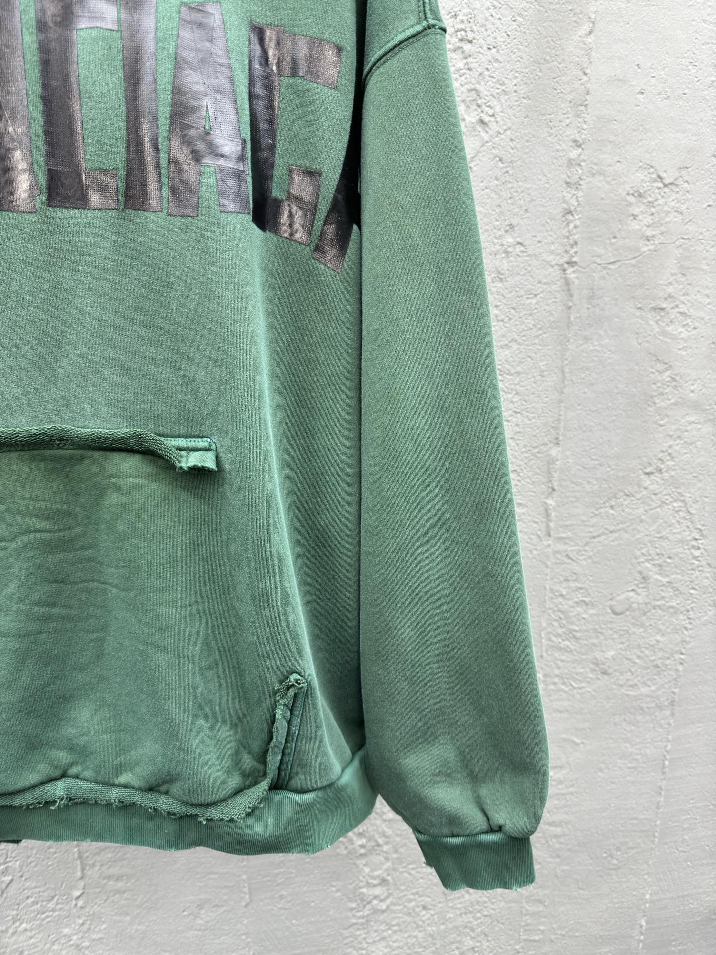 Balenciaga 美纹纸连帽卫衣 7