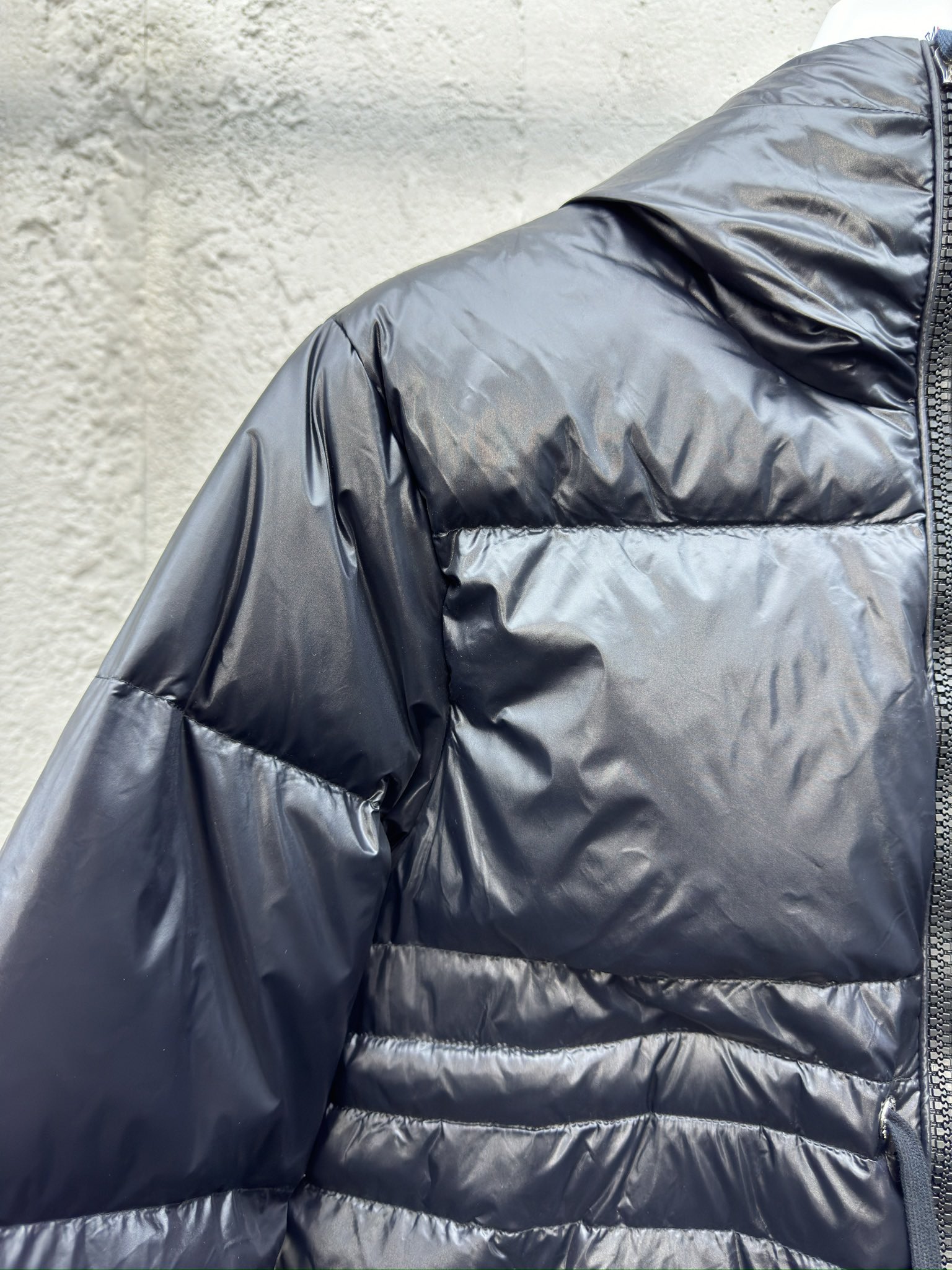 MONCLER 收腰羽绒服外套 4