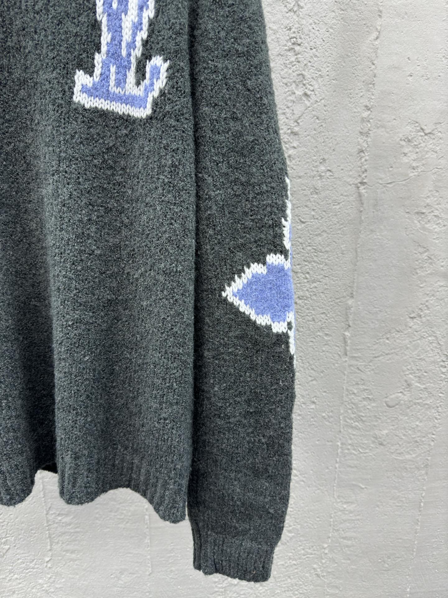 LOUIS VUITTON 四叶草针织毛衣 7