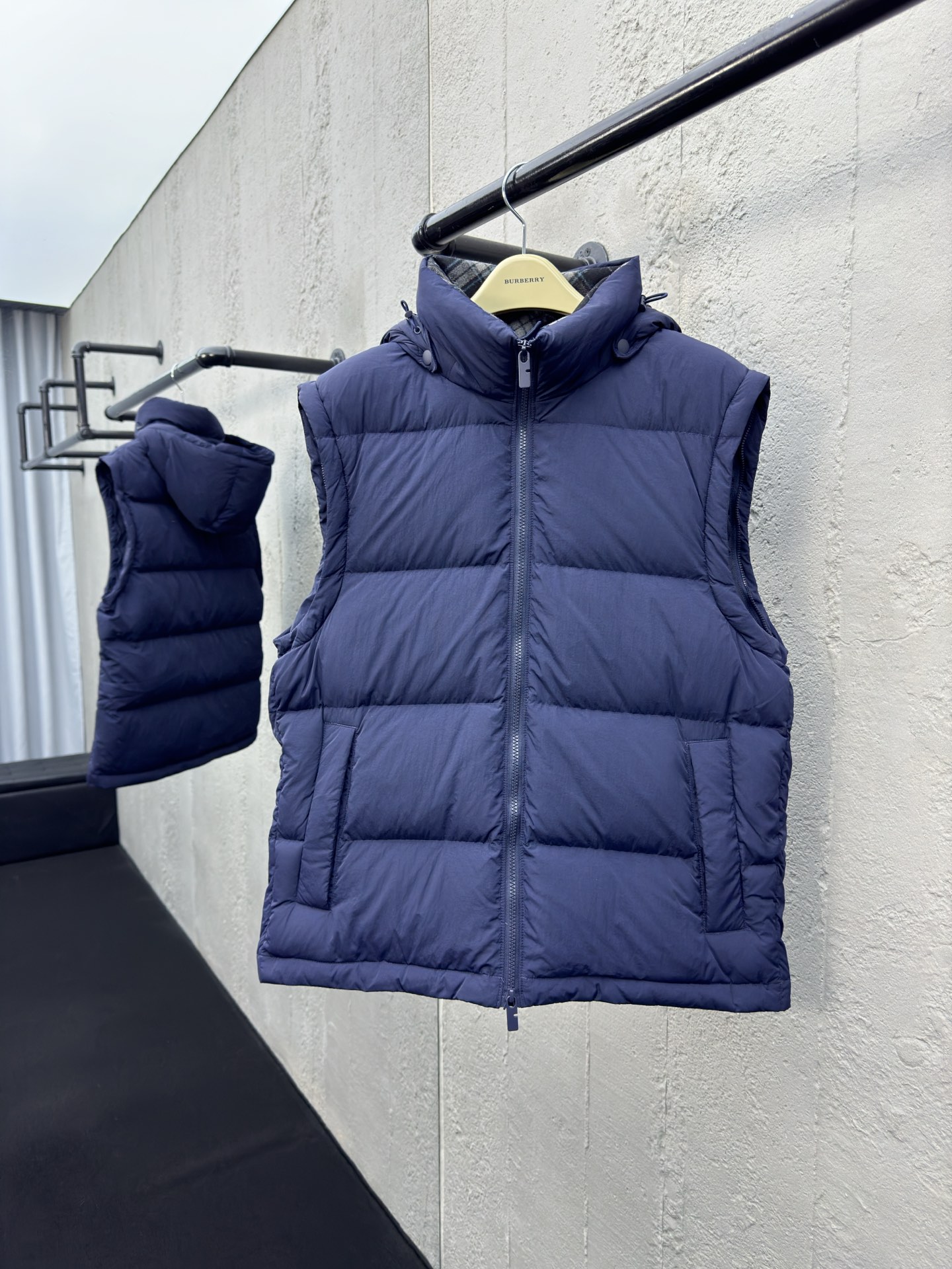 博柏利 Burberry 高级成衣风衣外套及大衣服饰 #6491D952 3