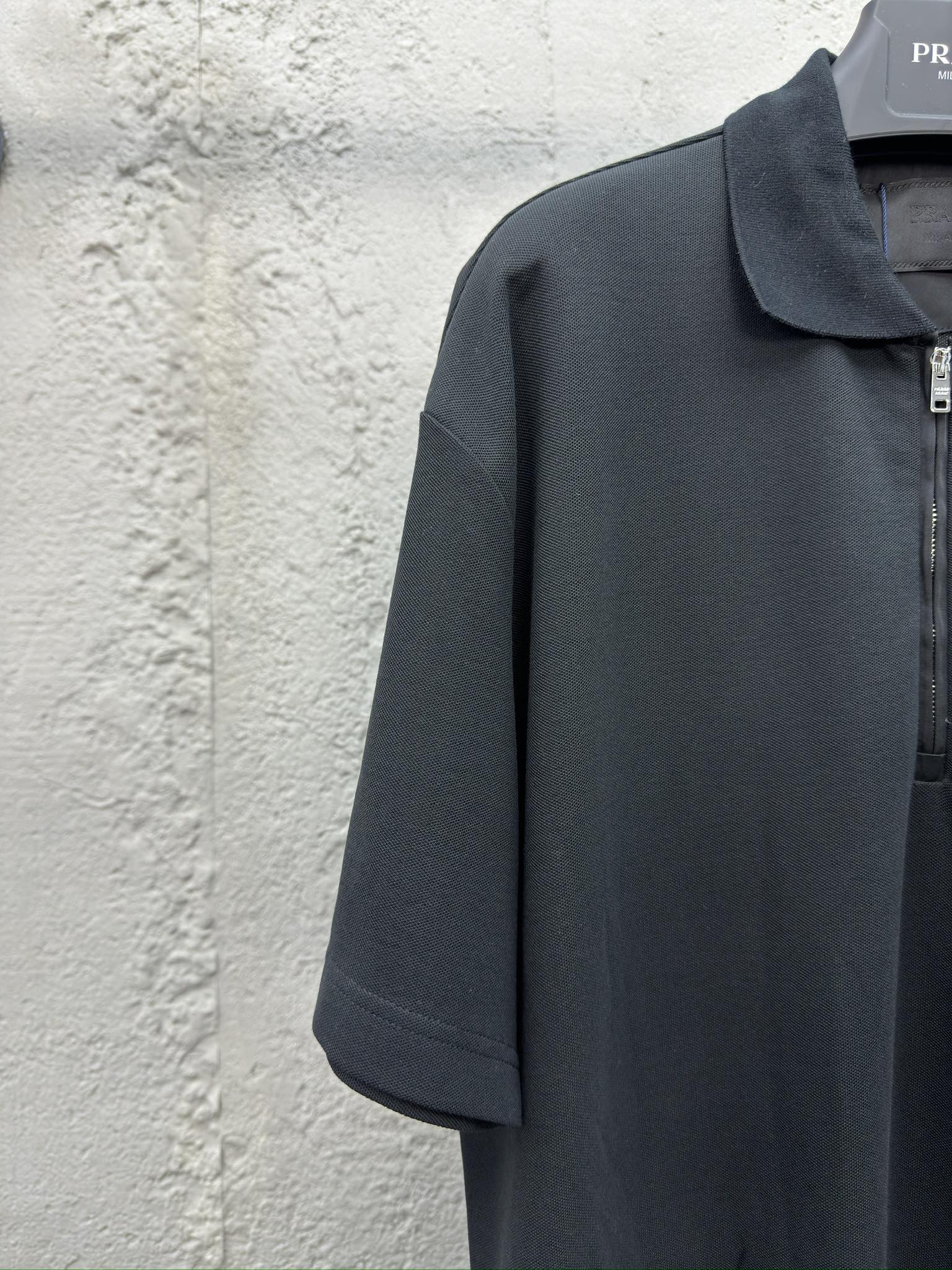 普拉达 Prada 高级成衣风衣外套及大衣服饰 #6FB1C34D 4