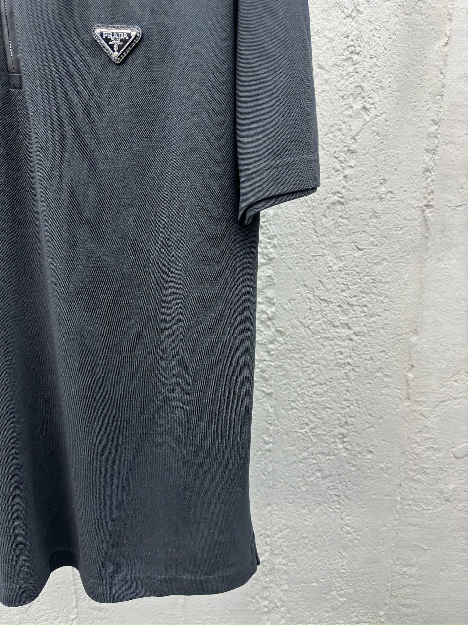 普拉达 Prada 高级成衣风衣外套及大衣服饰 #6FB1C34D 7