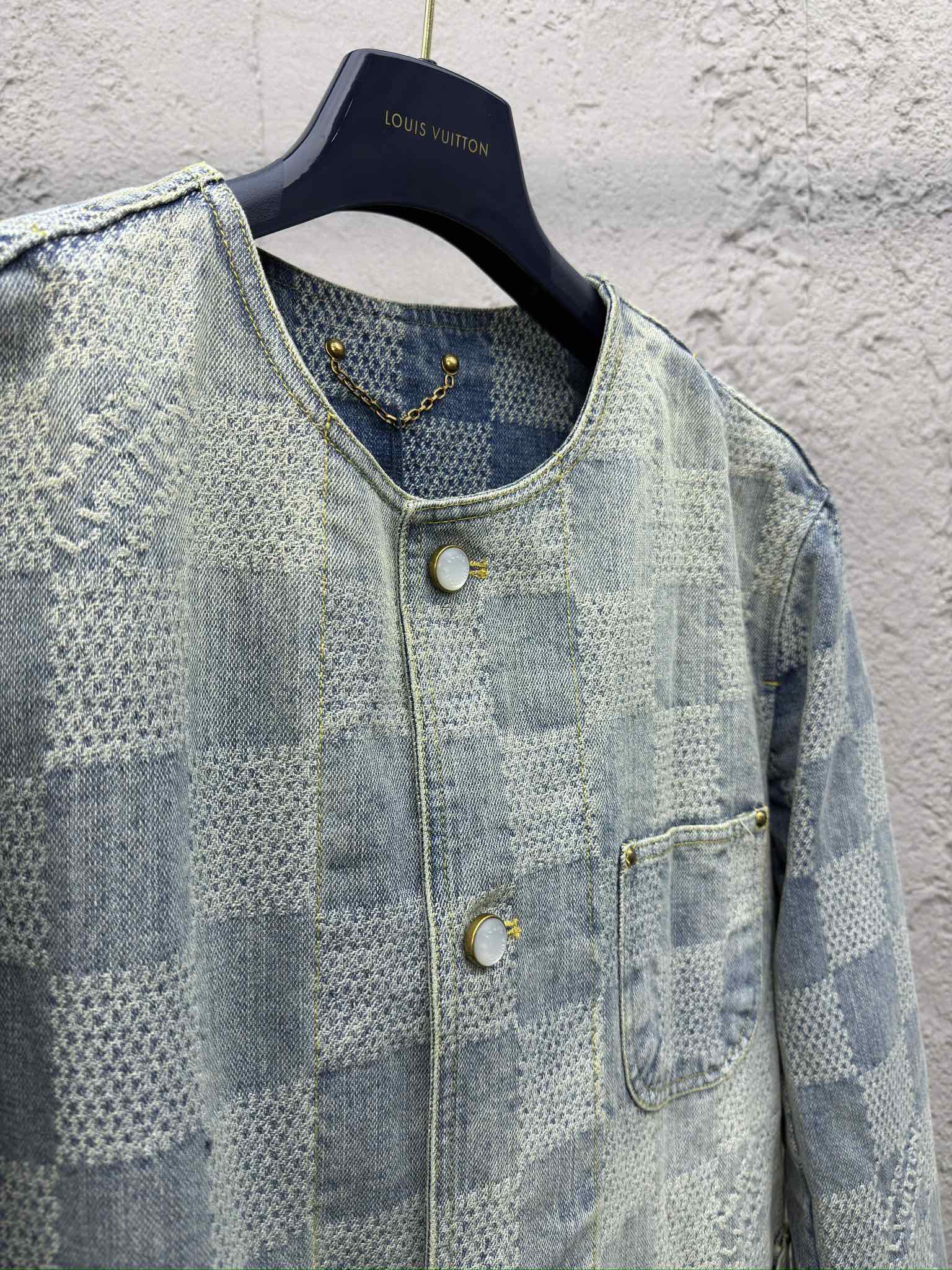 LOUIS VUITTON 棋盘格圆领牛仔外套 8