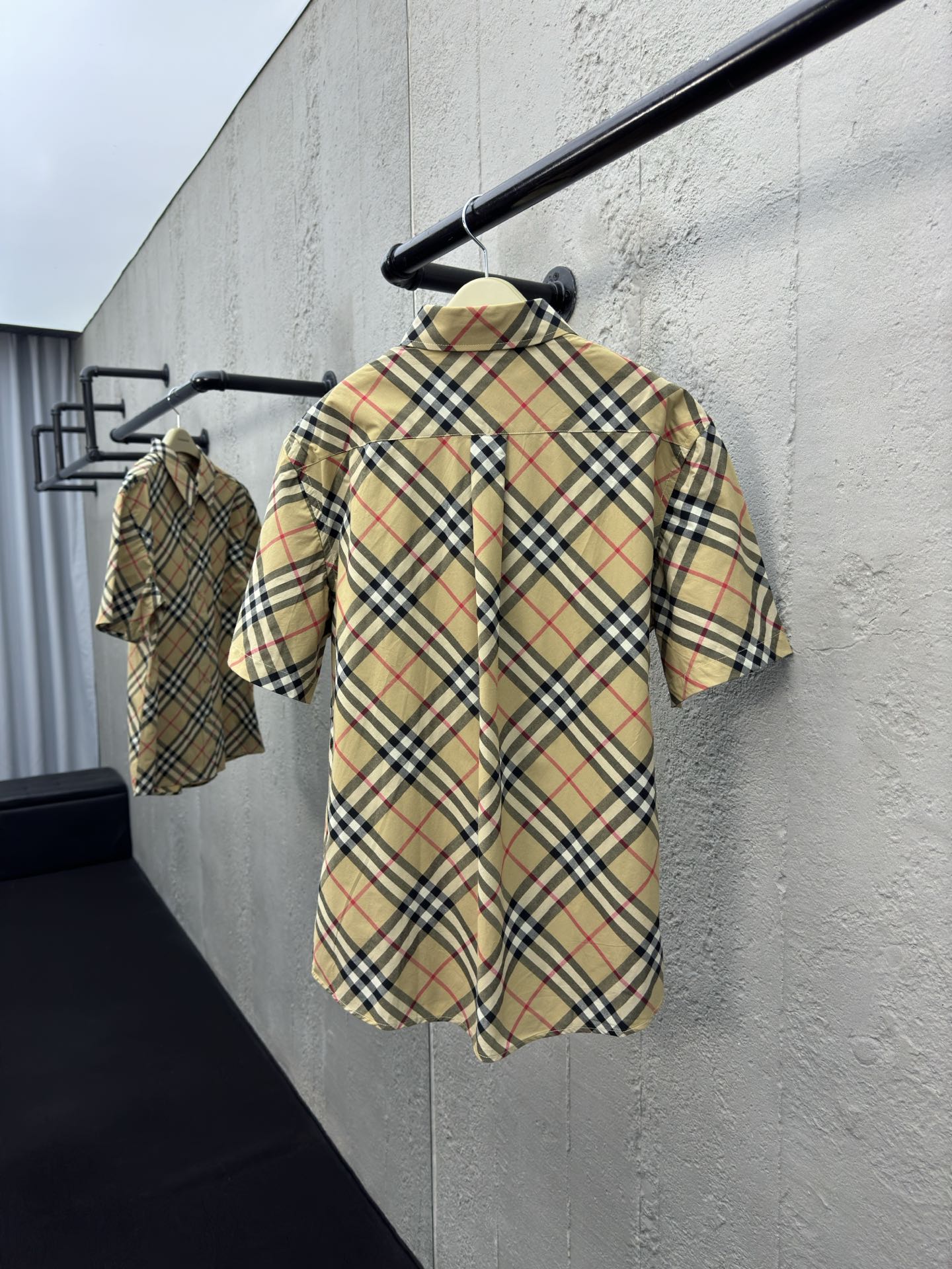 博柏利 Burberry 高级成衣风衣外套及大衣服饰 #41A00F02 2