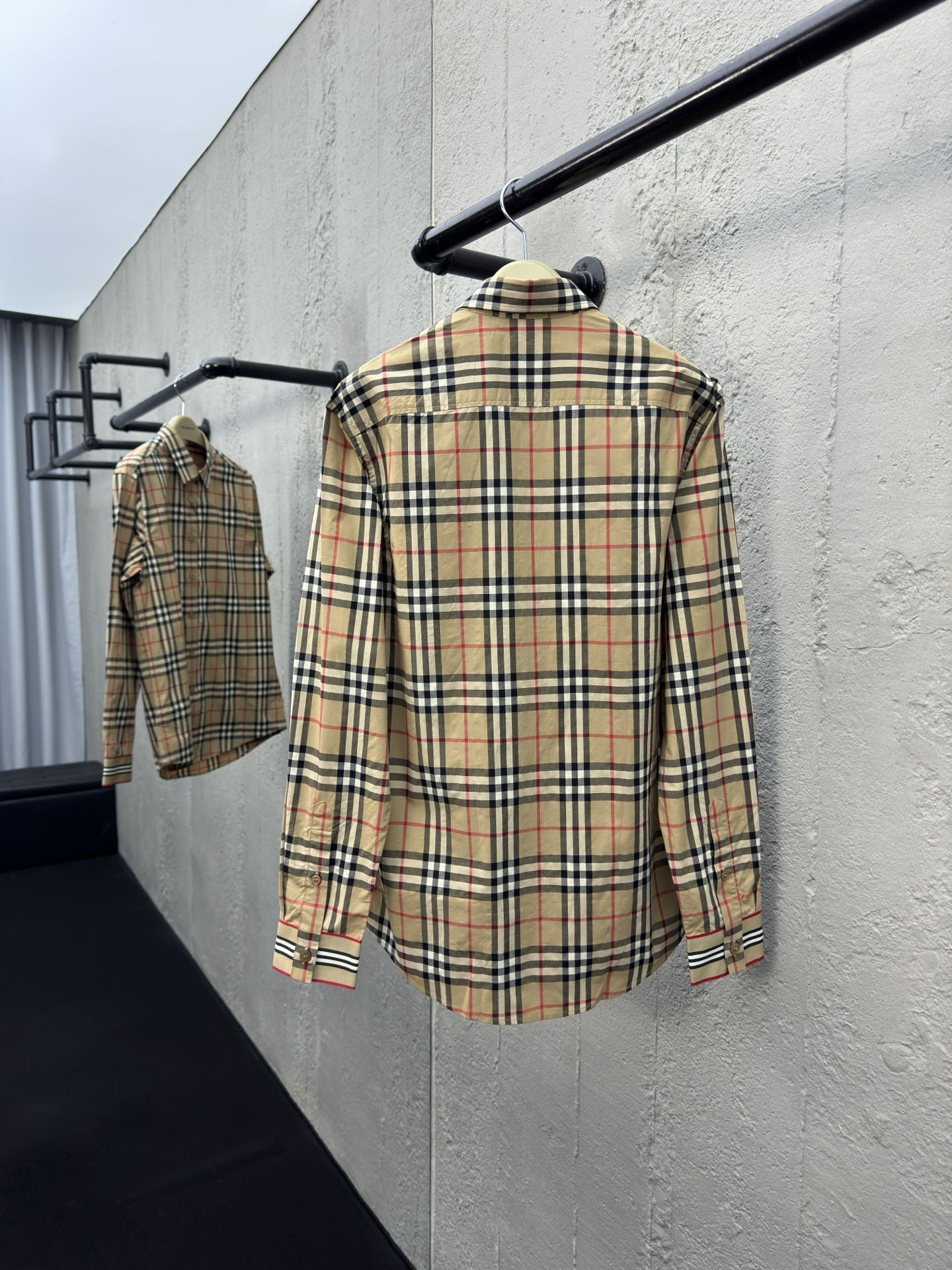博柏利 Burberry 高级成衣风衣外套及大衣服饰 #9E68FB7D 2