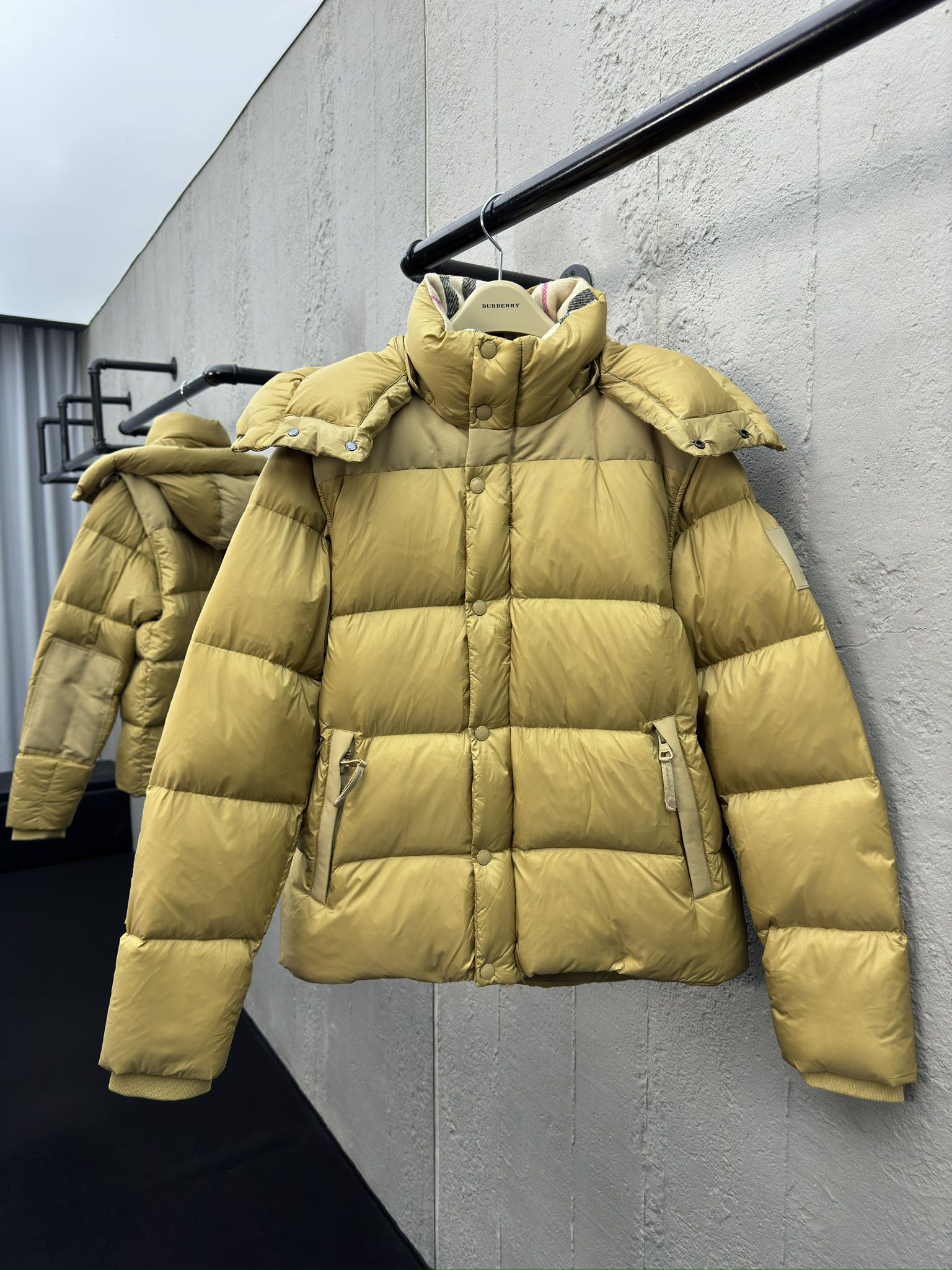 Burberry Haute Couture Haute Couture Ready-to-Wear Clothing Dress Jacket