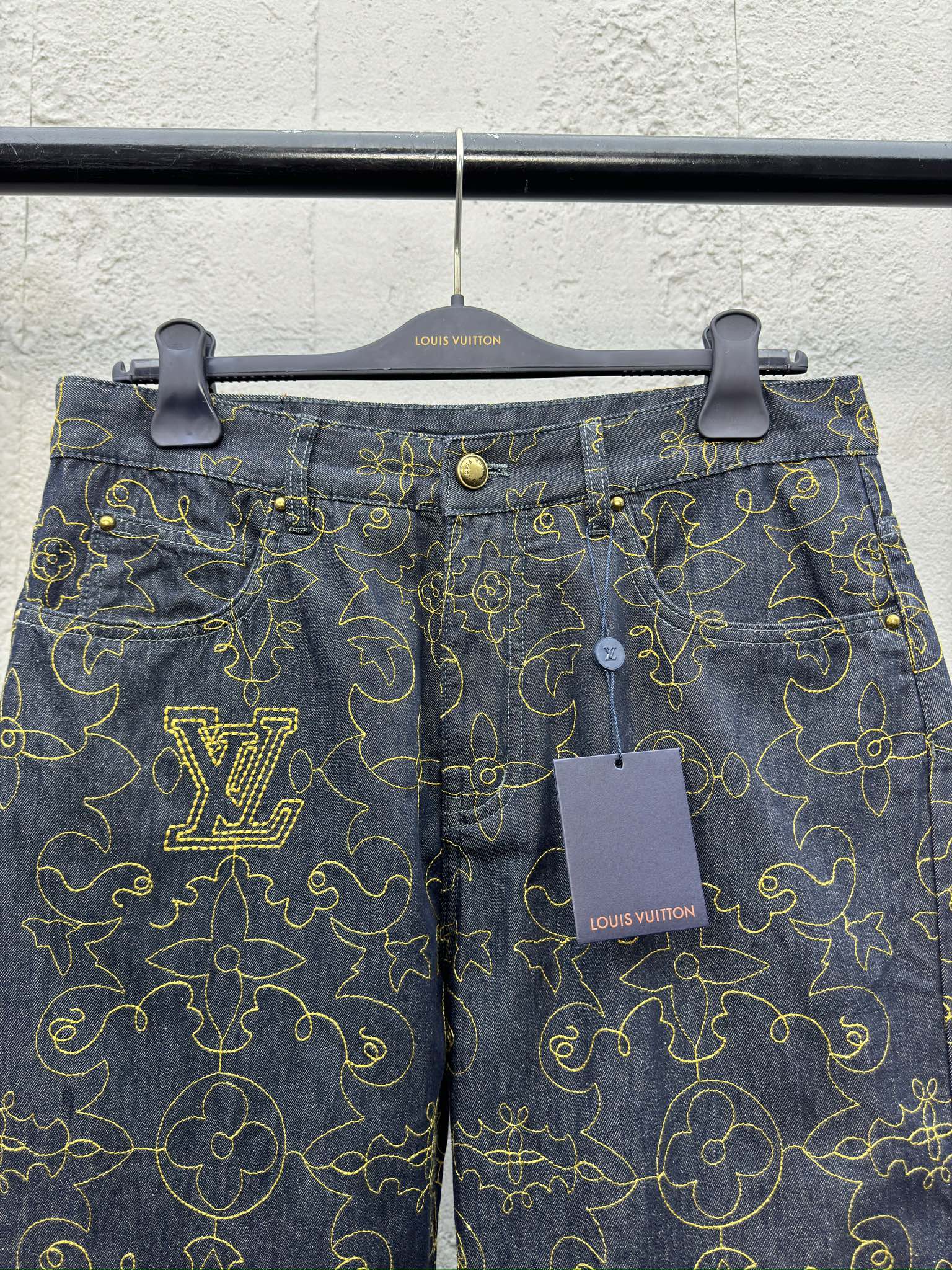 LOUIS VUITTON 蔓藤刺绣花纹缝线牛仔裤 3