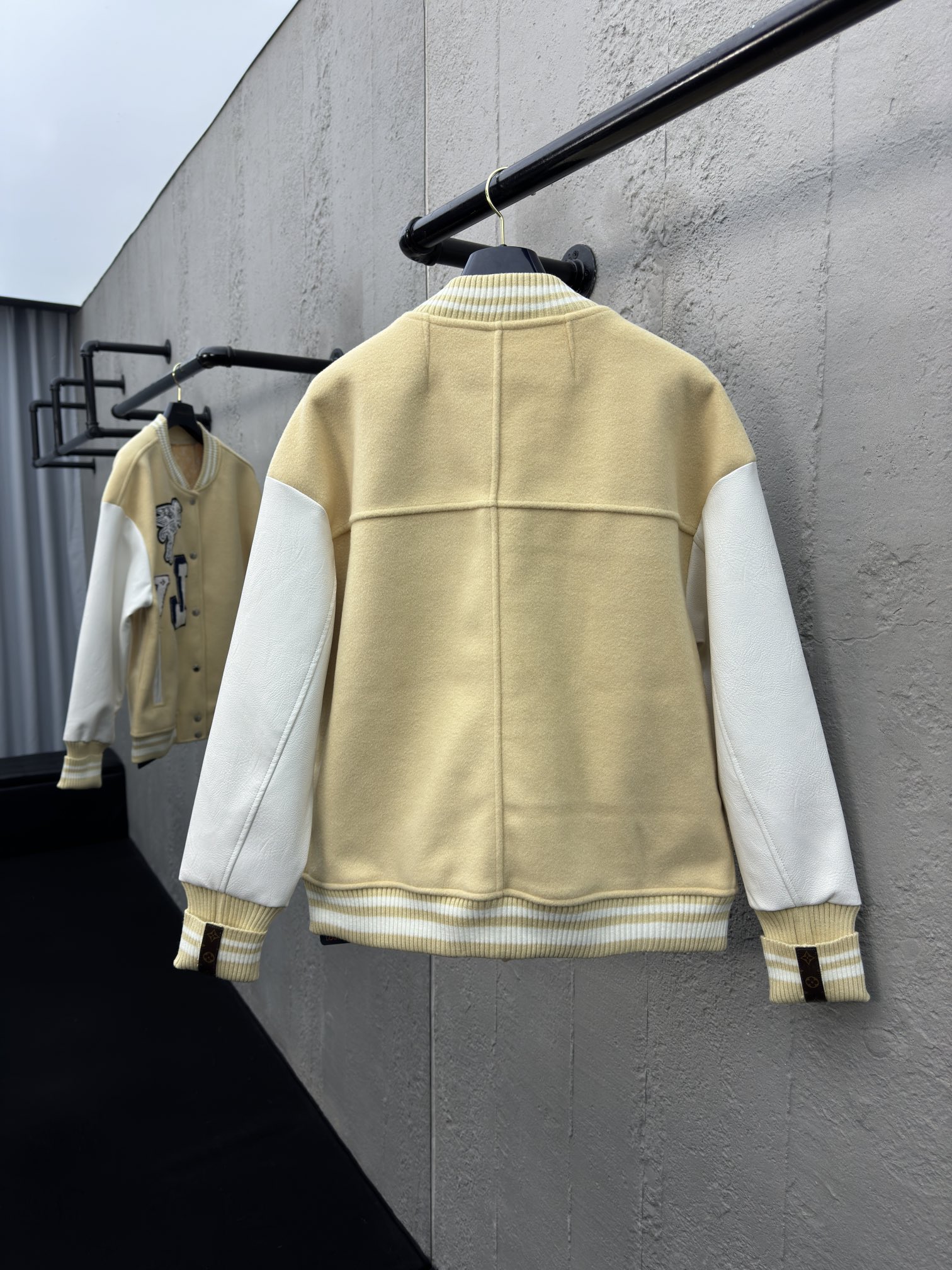 路易威登 Louis Vuitton 高定典藏高级成衣风衣外套及大衣服装 #86292887 2