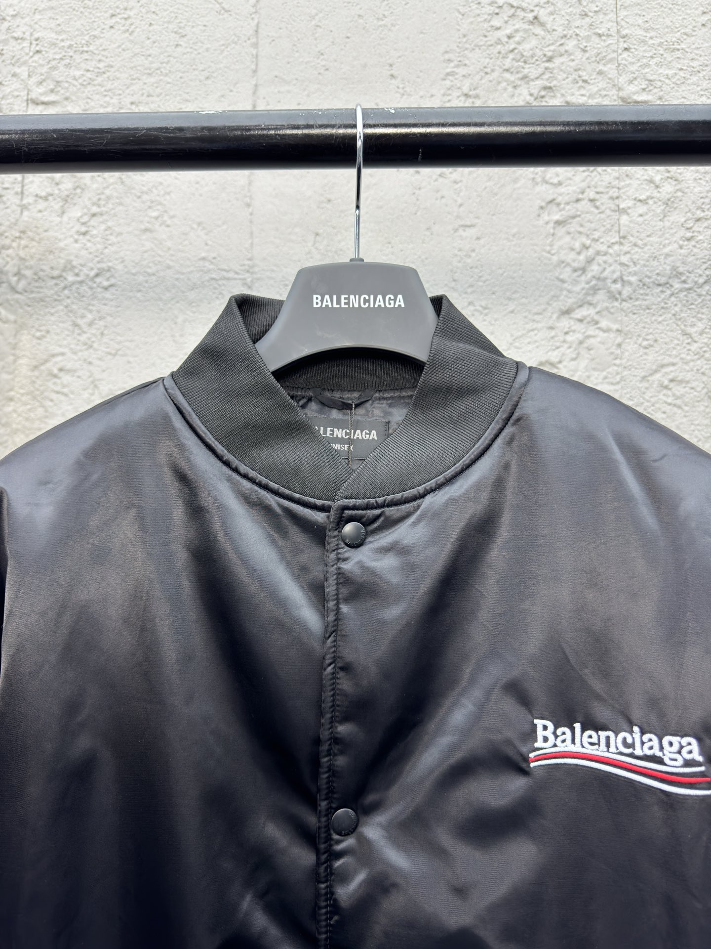 Balenciaga 可乐刺绣飞行员夹克外套 3