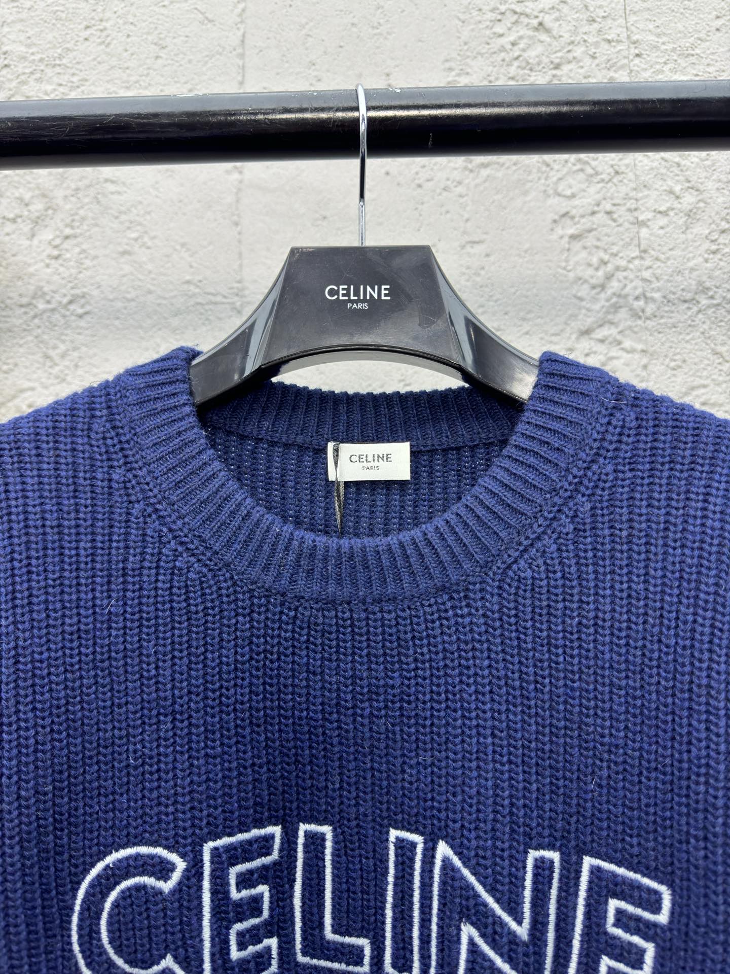 CELINE 粗针边线绣花毛衣 3
