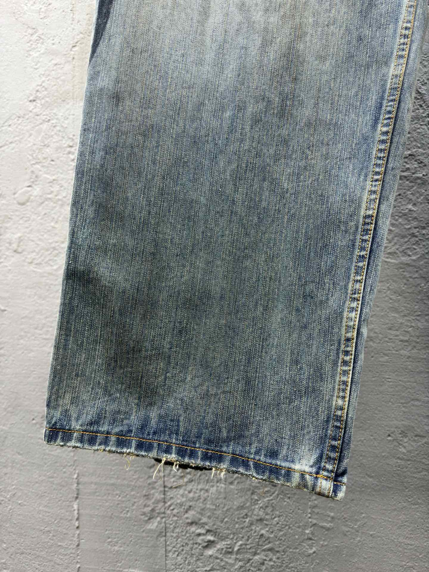 Balenciaga 龙纹图案印花牛仔裤 6