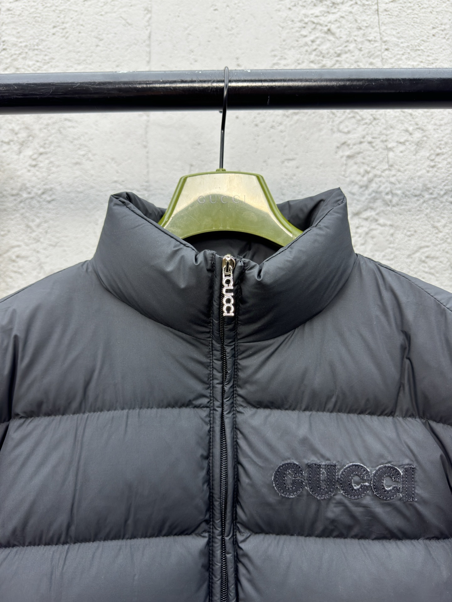 GUCCI 徽标刺绣羽绒服外套 3