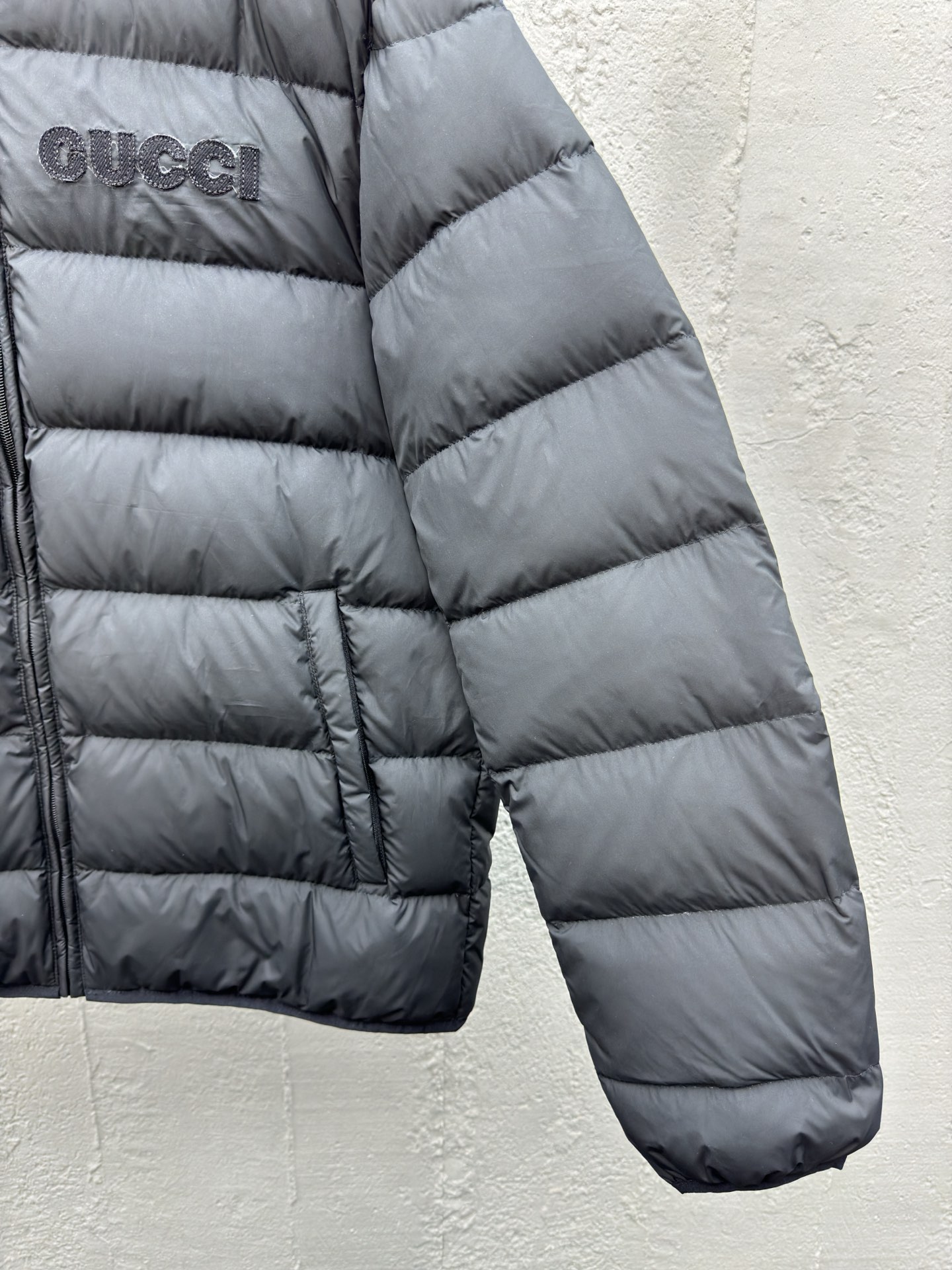 GUCCI 徽标刺绣羽绒服外套 7