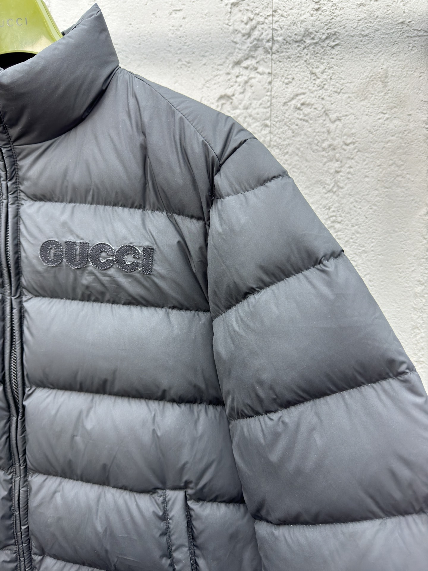 GUCCI 徽标刺绣羽绒服外套 5
