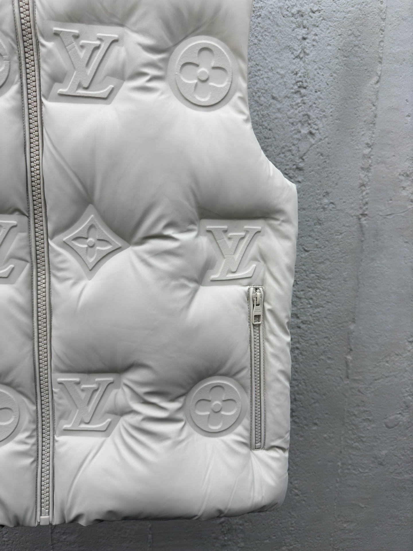 Louis Vuitton Haute Couture Haute Couture Ready-to-Wear Clothing Dress 7