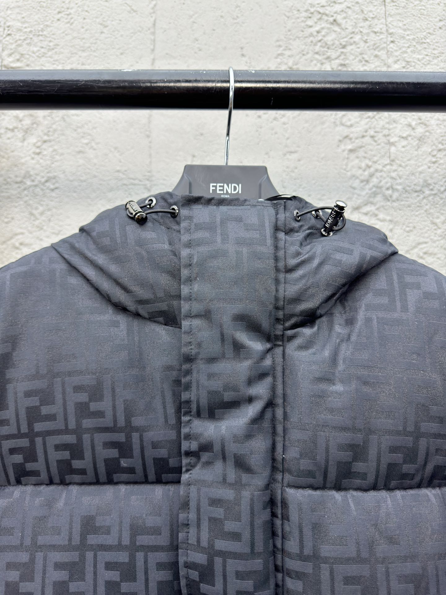 芬迪 Fendi 高级成衣风衣外套及大衣服饰 #945F7AC3 3