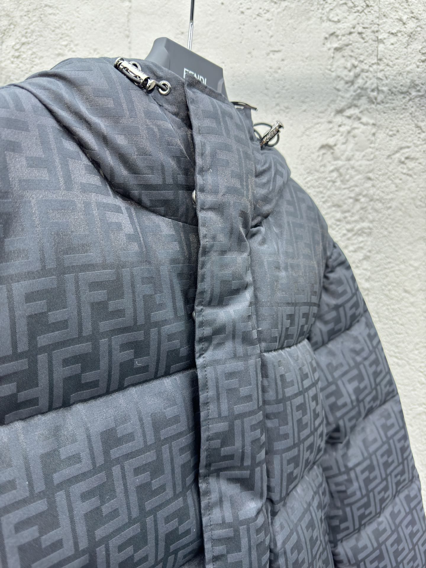 芬迪 Fendi 高级成衣风衣外套及大衣服饰 #945F7AC3 8