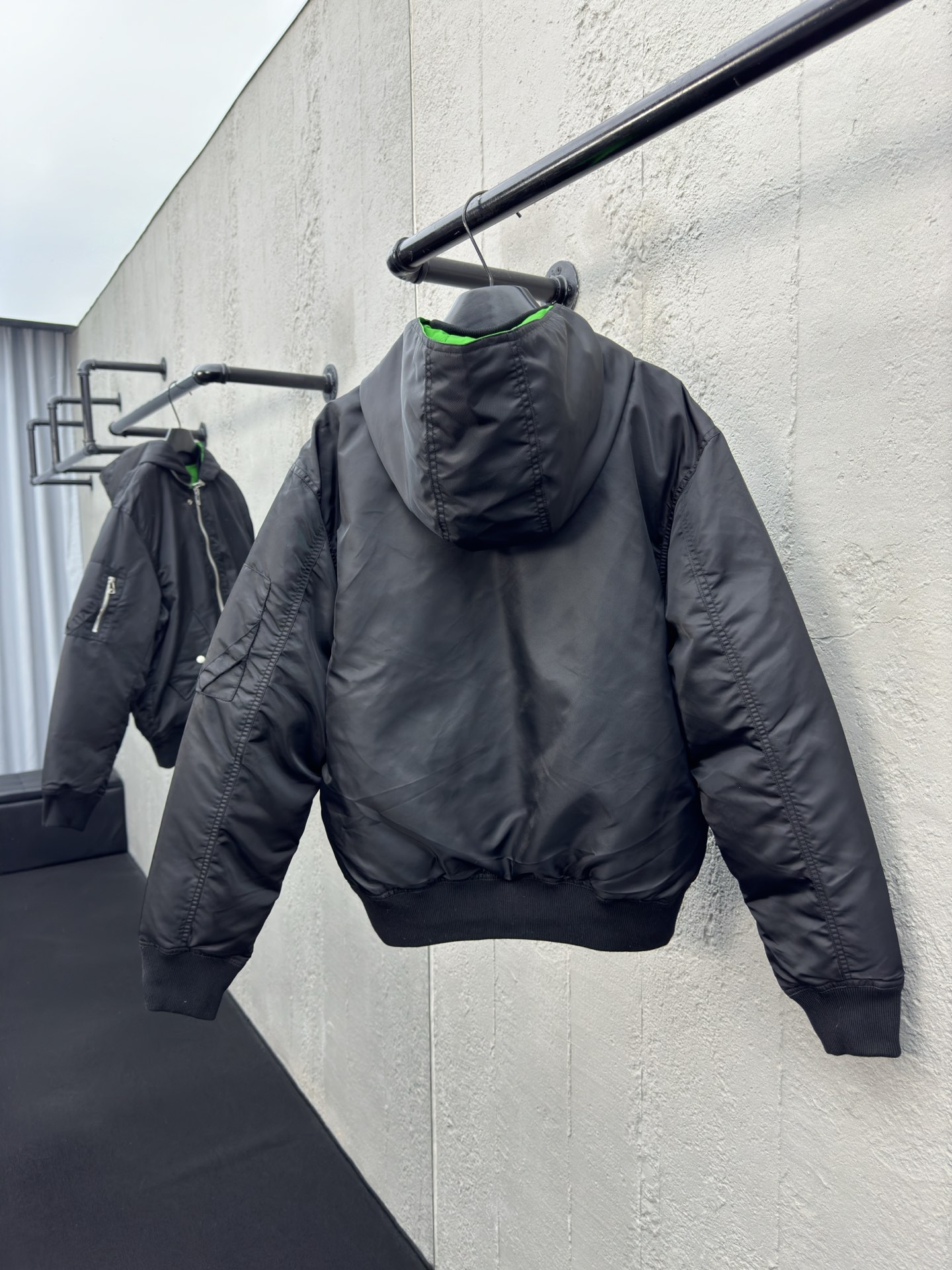 BOTTEGA VENETA 飞行员棉服夹克外套 2