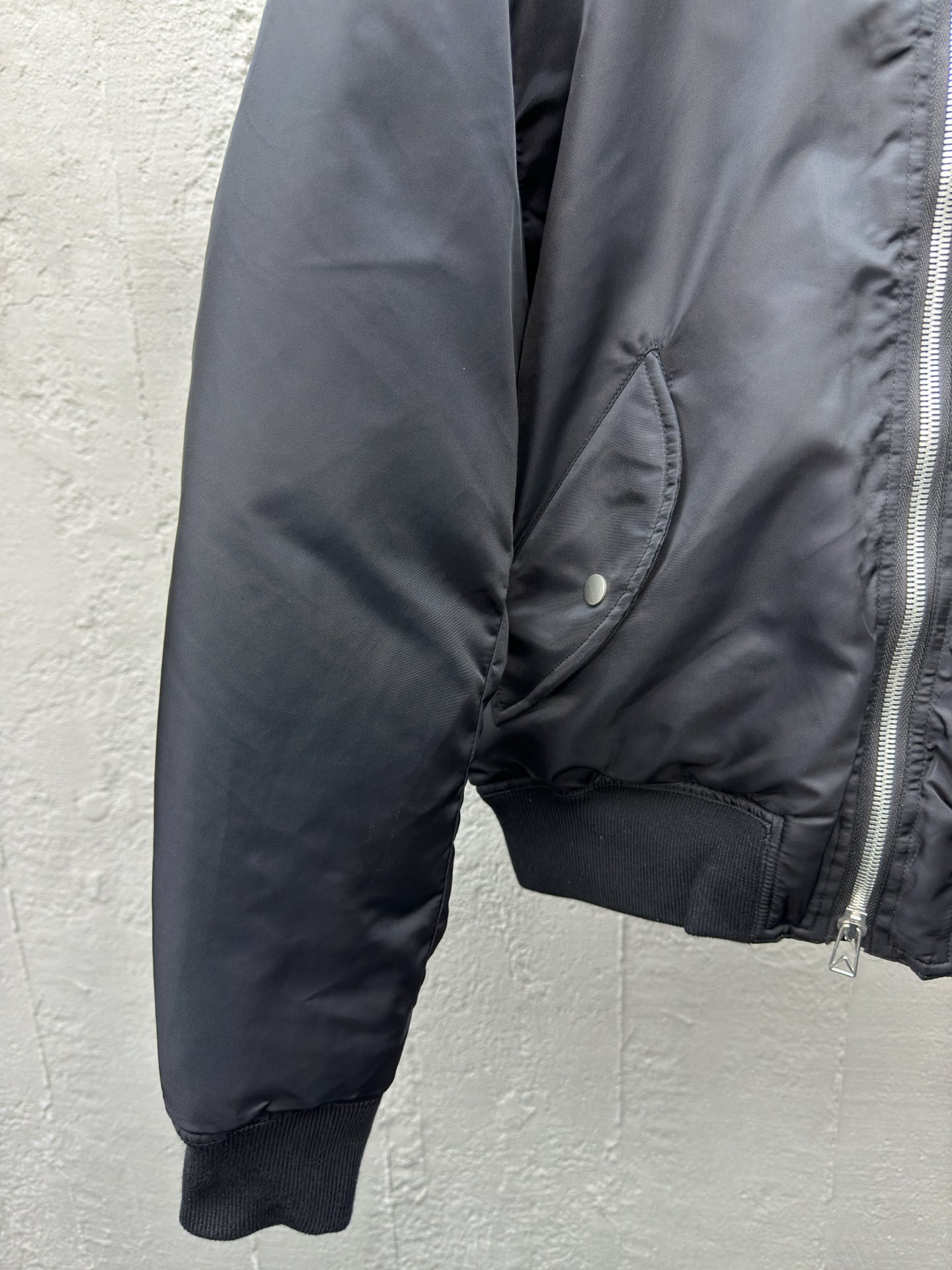 BOTTEGA VENETA 飞行员棉服夹克外套 6