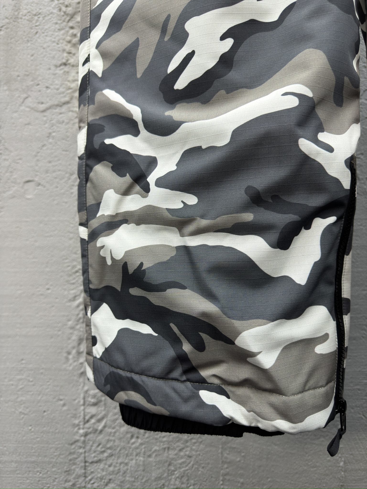 Balenciaga pants 6