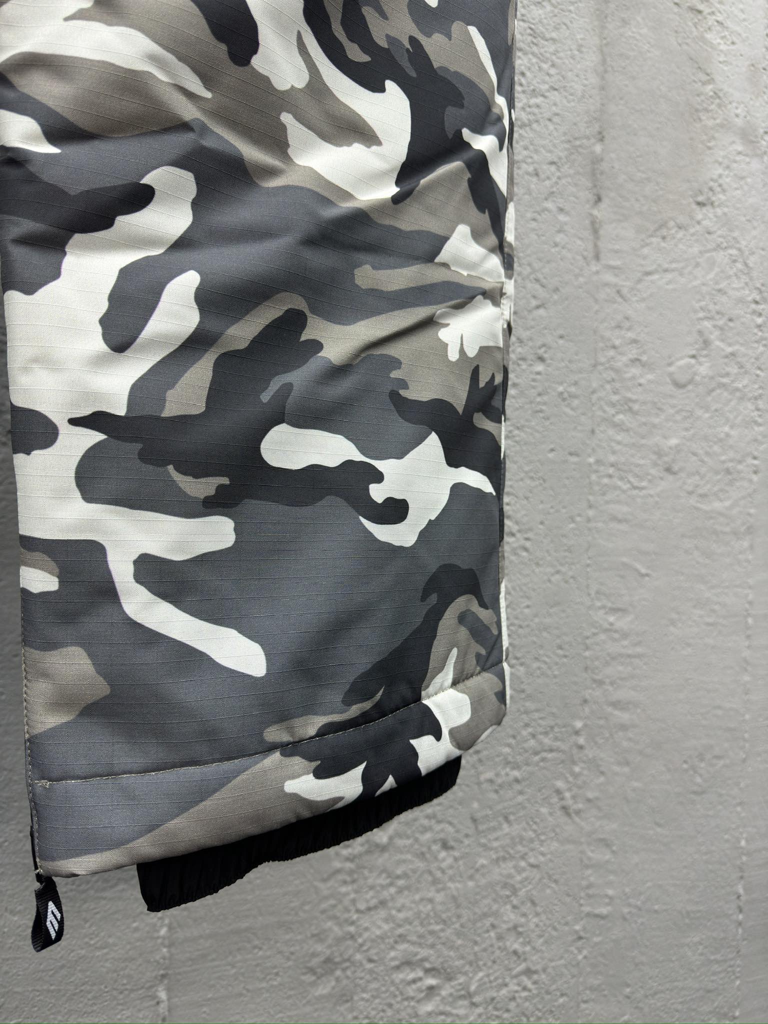 Balenciaga pants 7