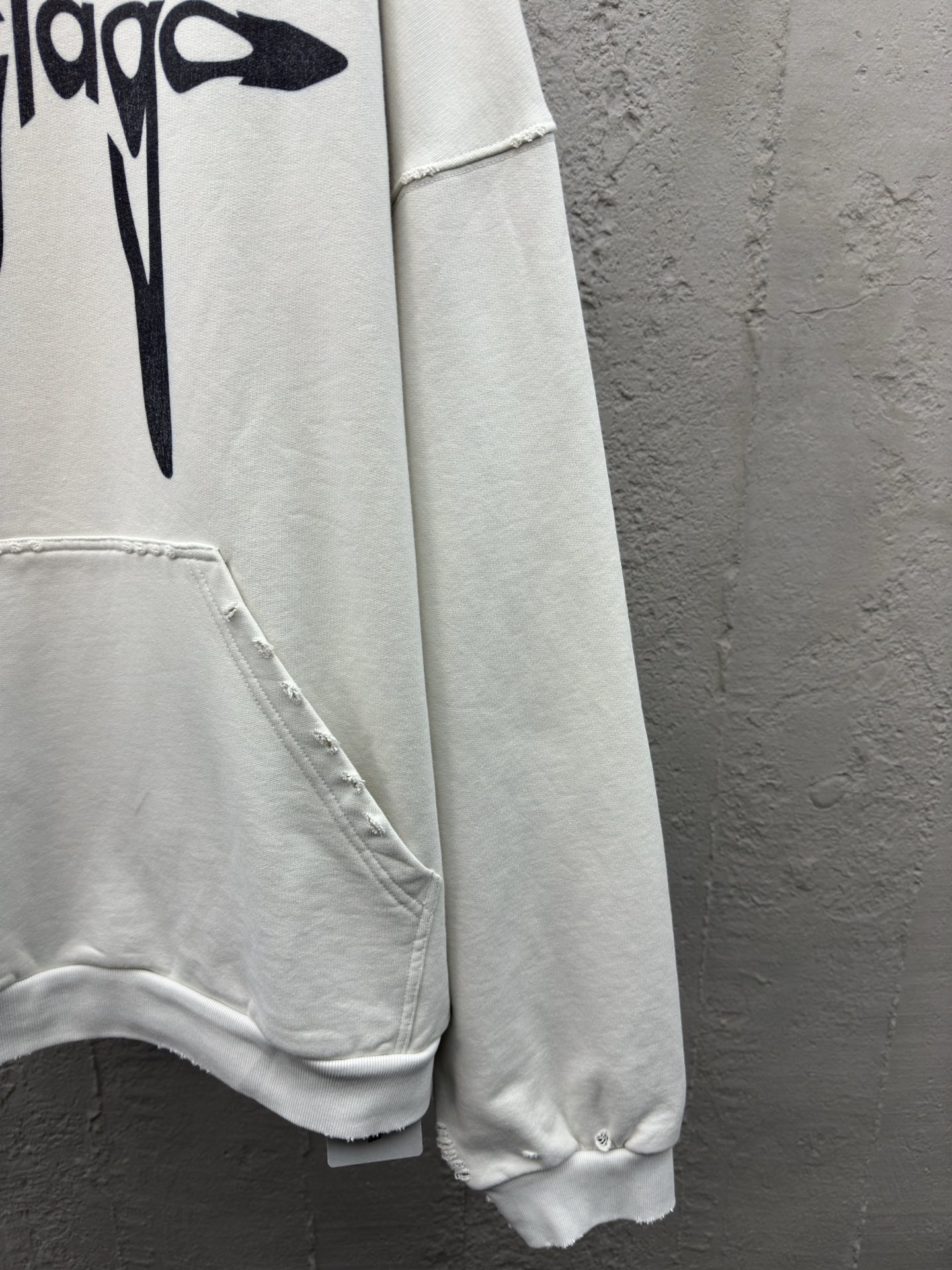 Balenciaga 3M艺术字母印花连帽卫衣 7