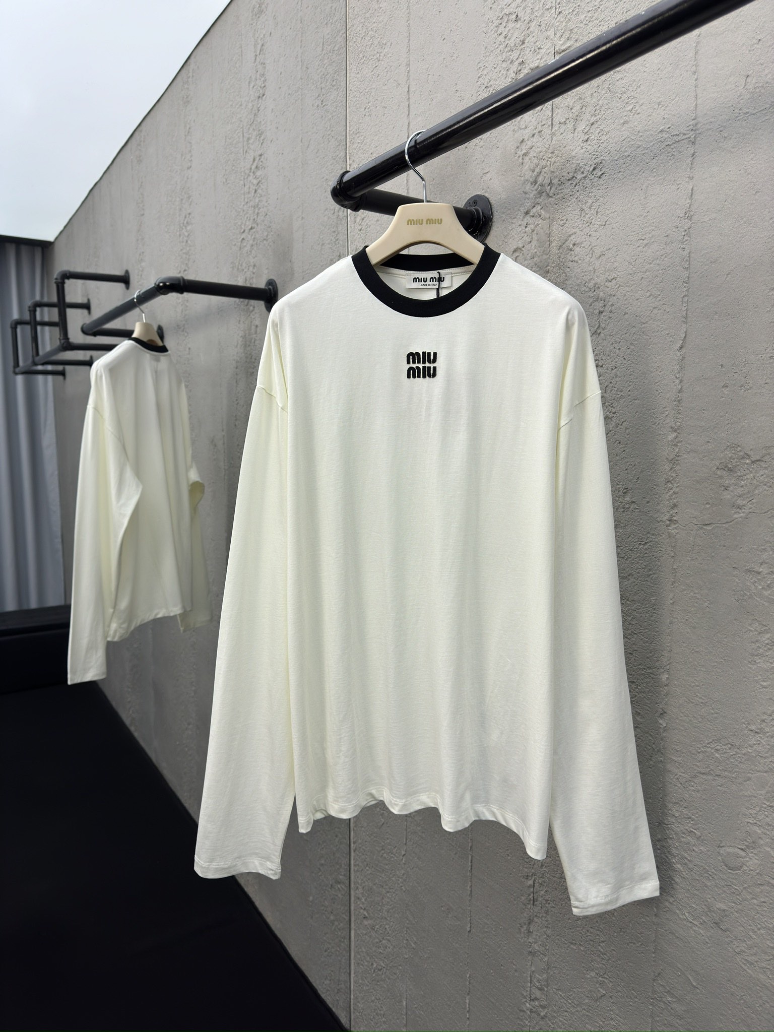 缪缪 Miu Miu 高定典藏名品高定成衣时装外套连衣裙衬衫T恤 #92D100A1