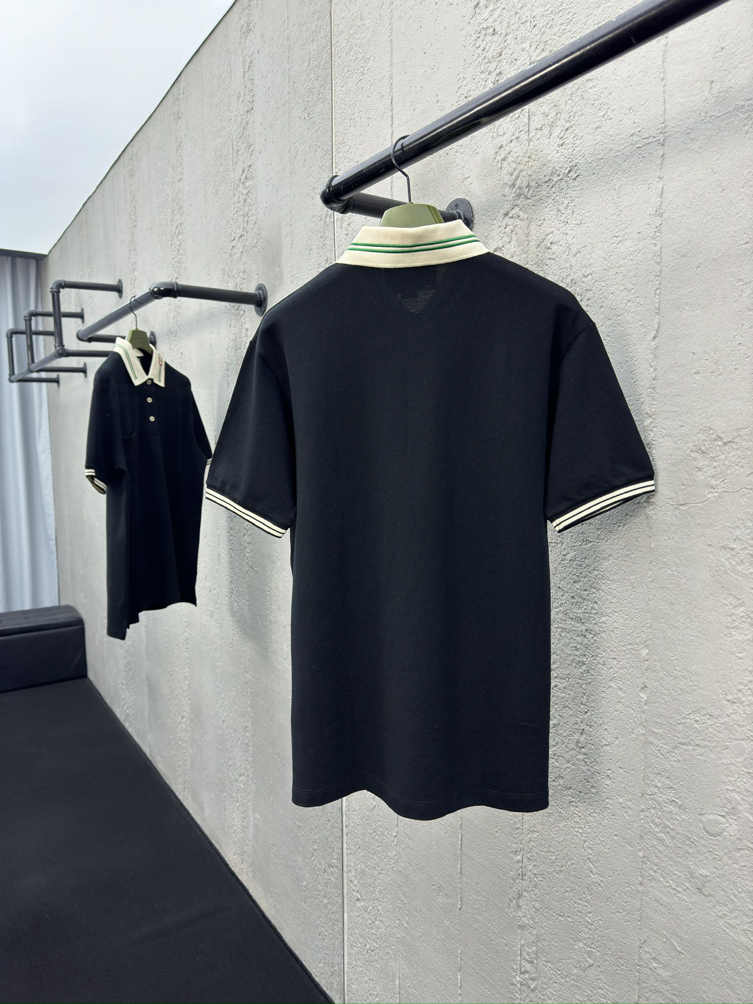 GUCCI 饰章领POLO衫 2