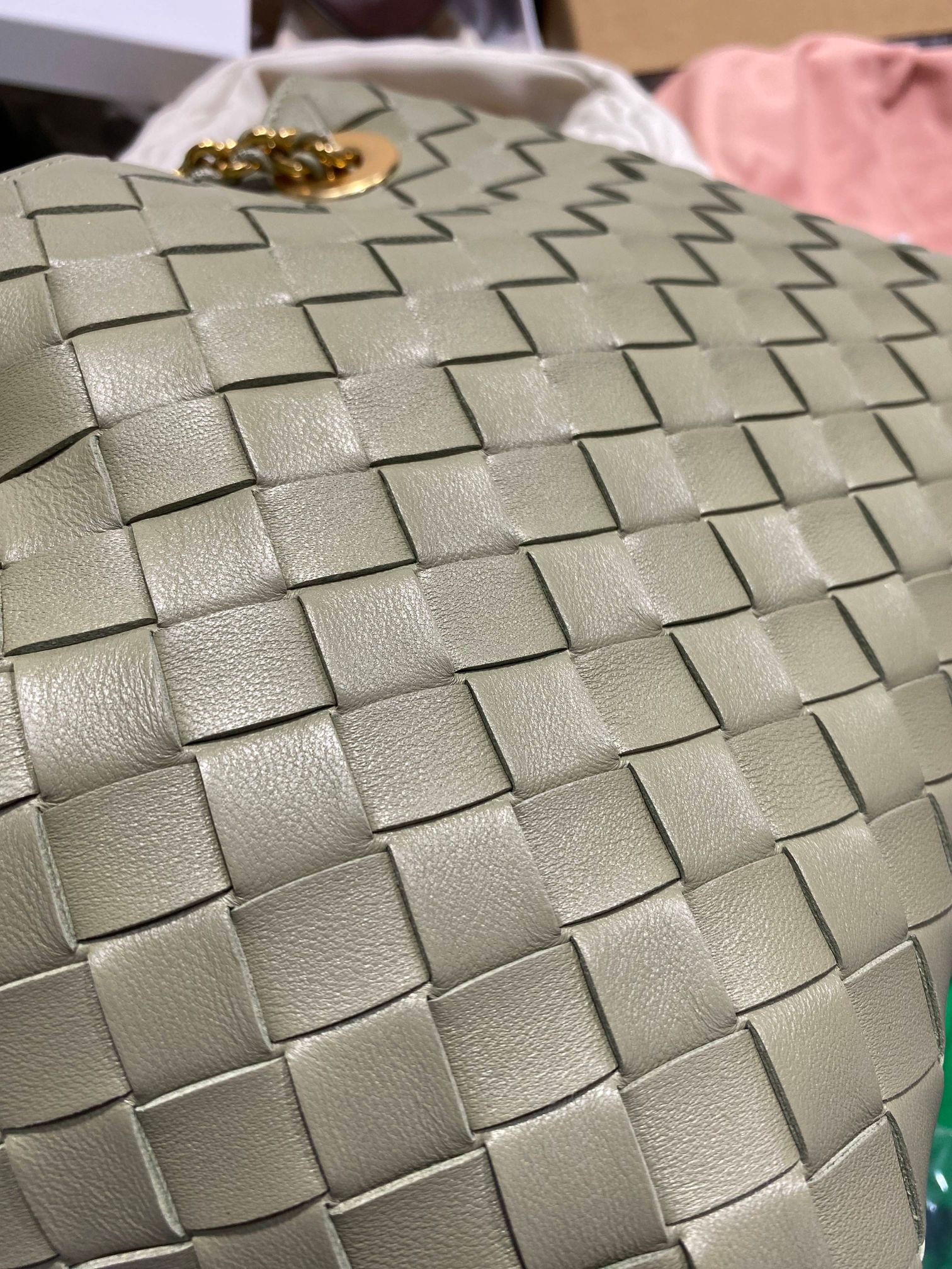 Bottega Veneta 1300 Dragon Boat Festival continues to work overtime to produce hot and real